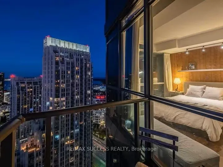 215 Fort York Boulevard, #3211