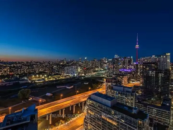 215 Fort York Boulevard, #3211