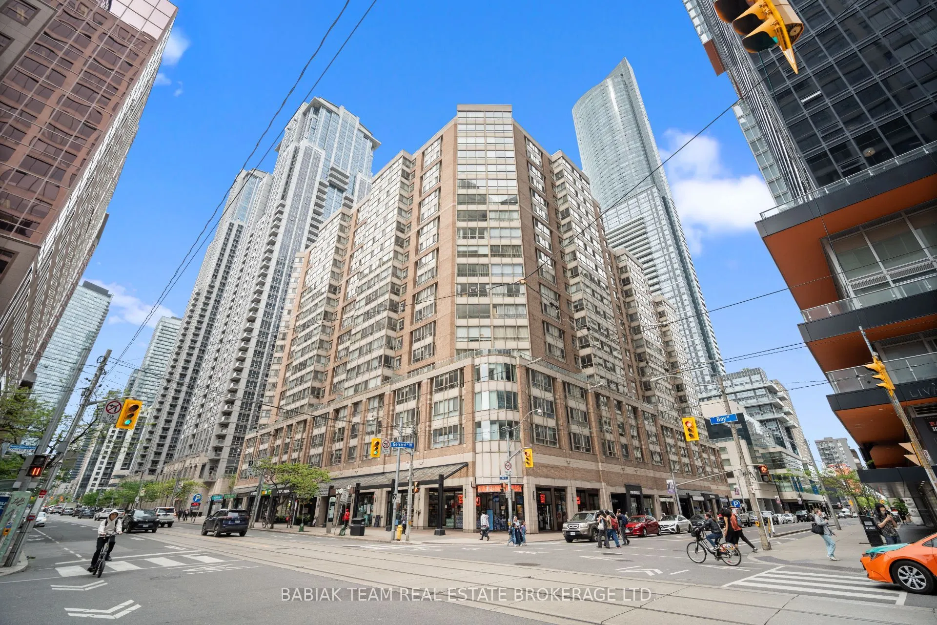 711 Bay Street, #1613