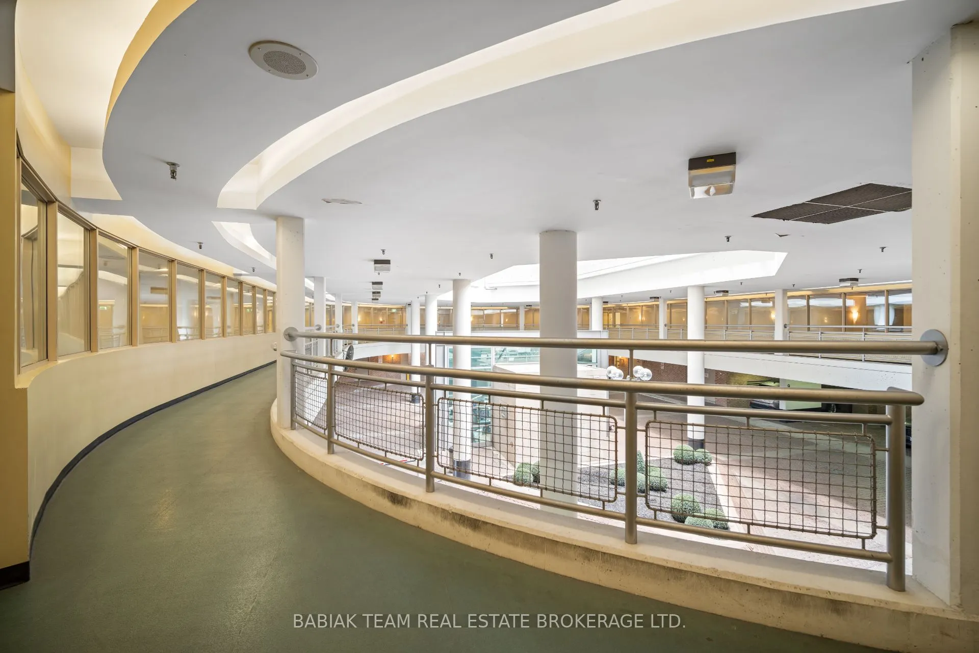 711 Bay Street, #1613