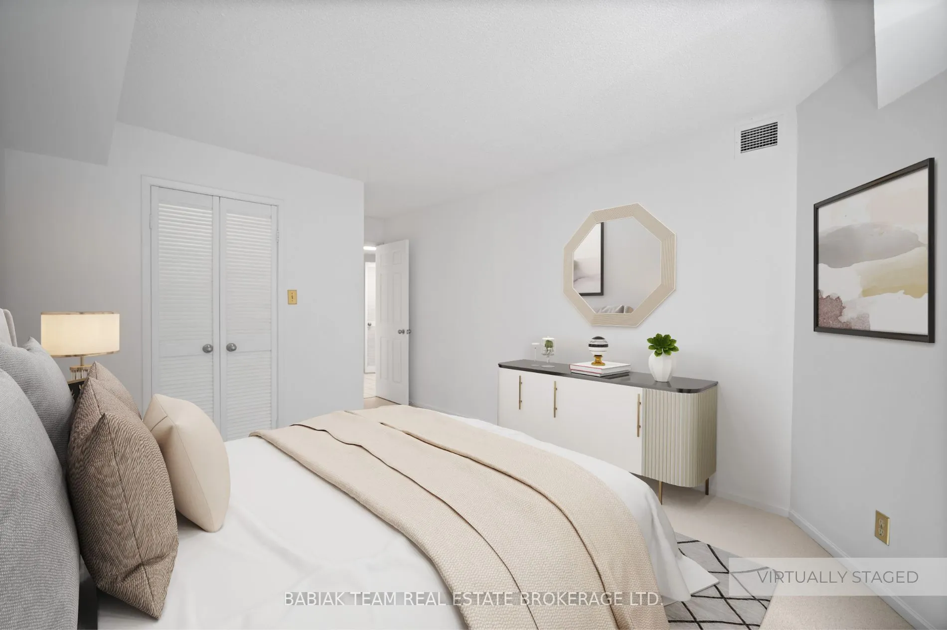 711 Bay Street, #1613