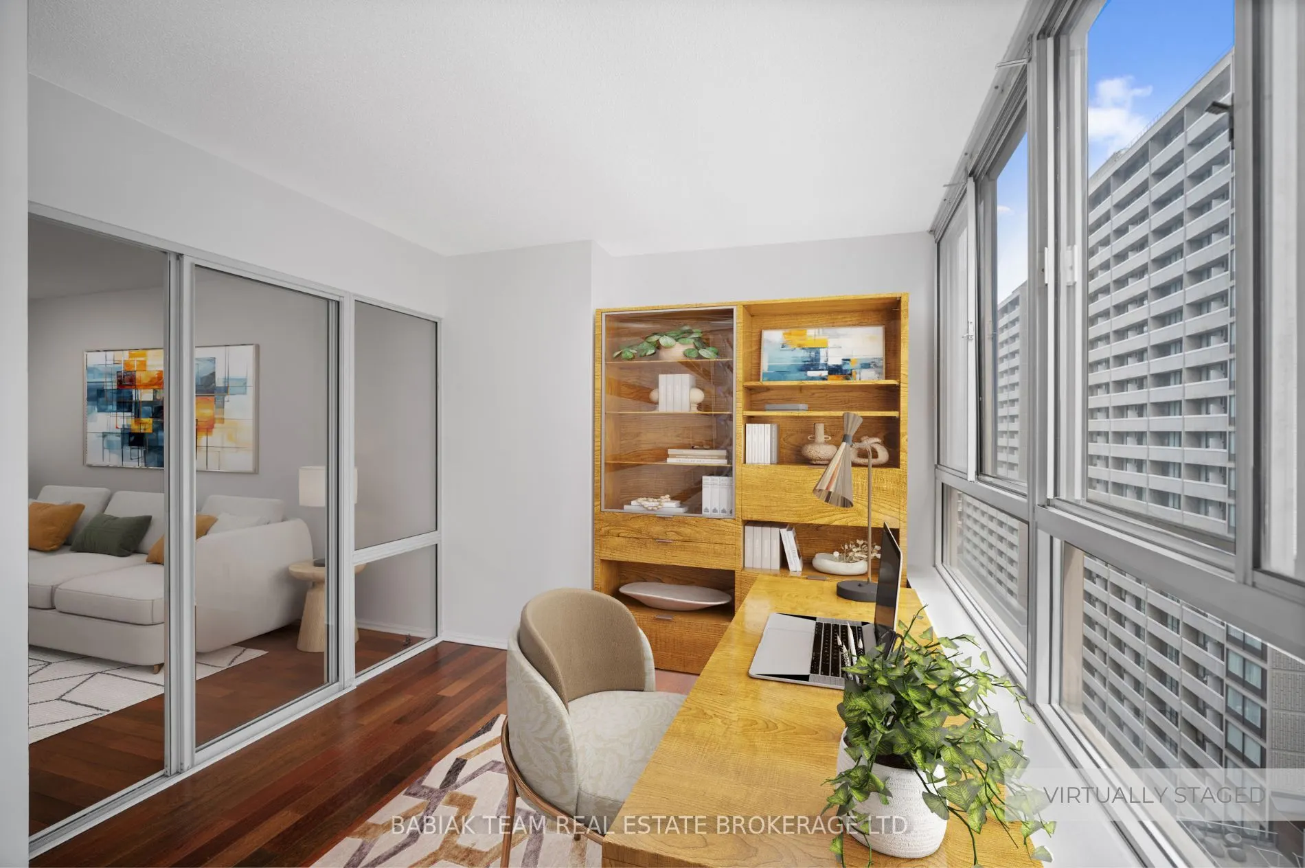 711 Bay Street, #1613