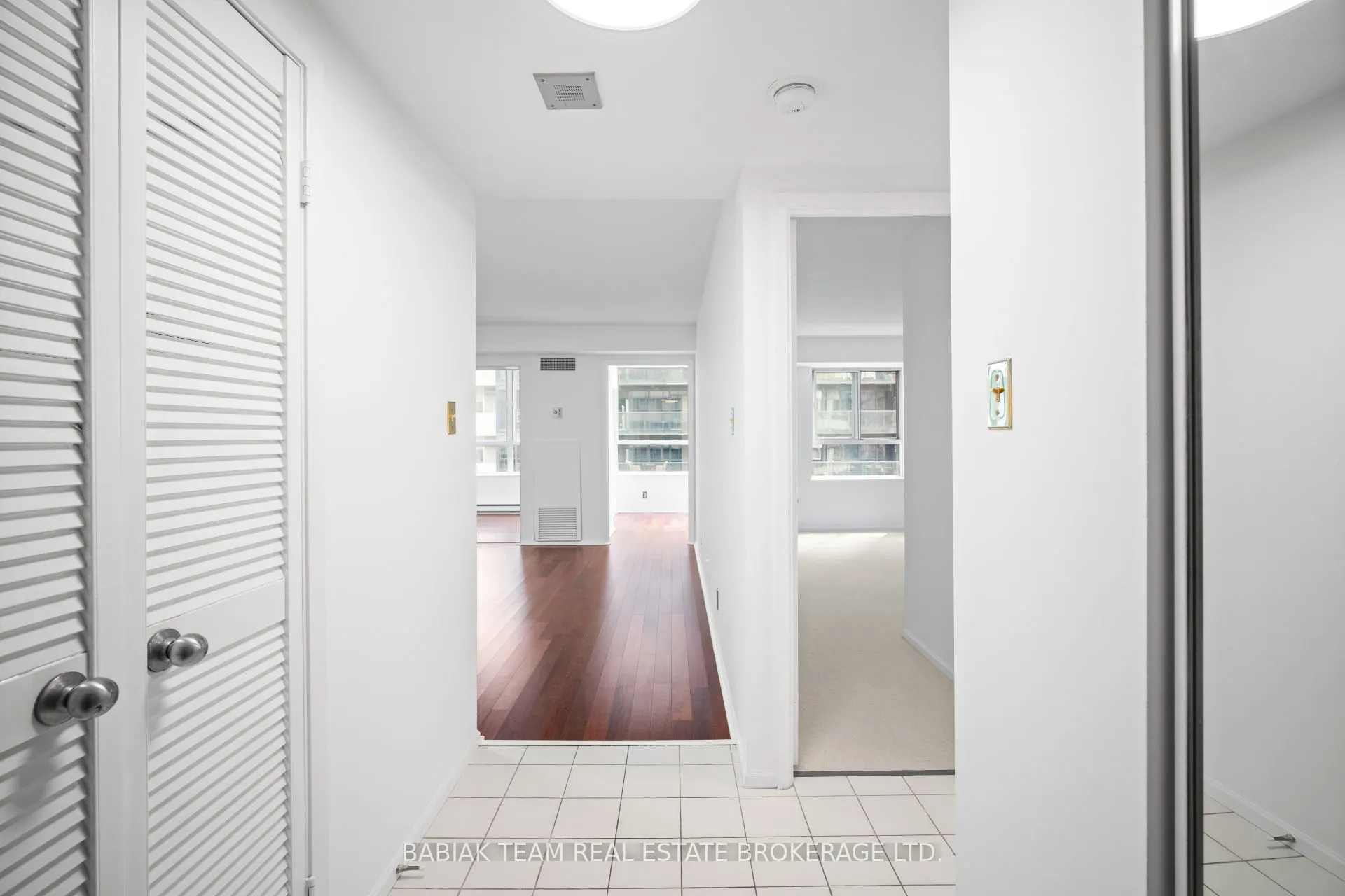 711 Bay Street, #1613