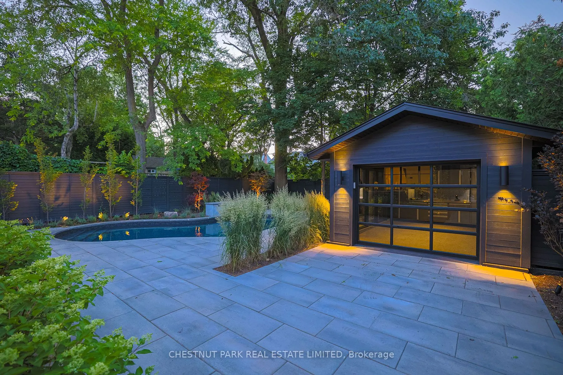 142 Buckingham Avenue
