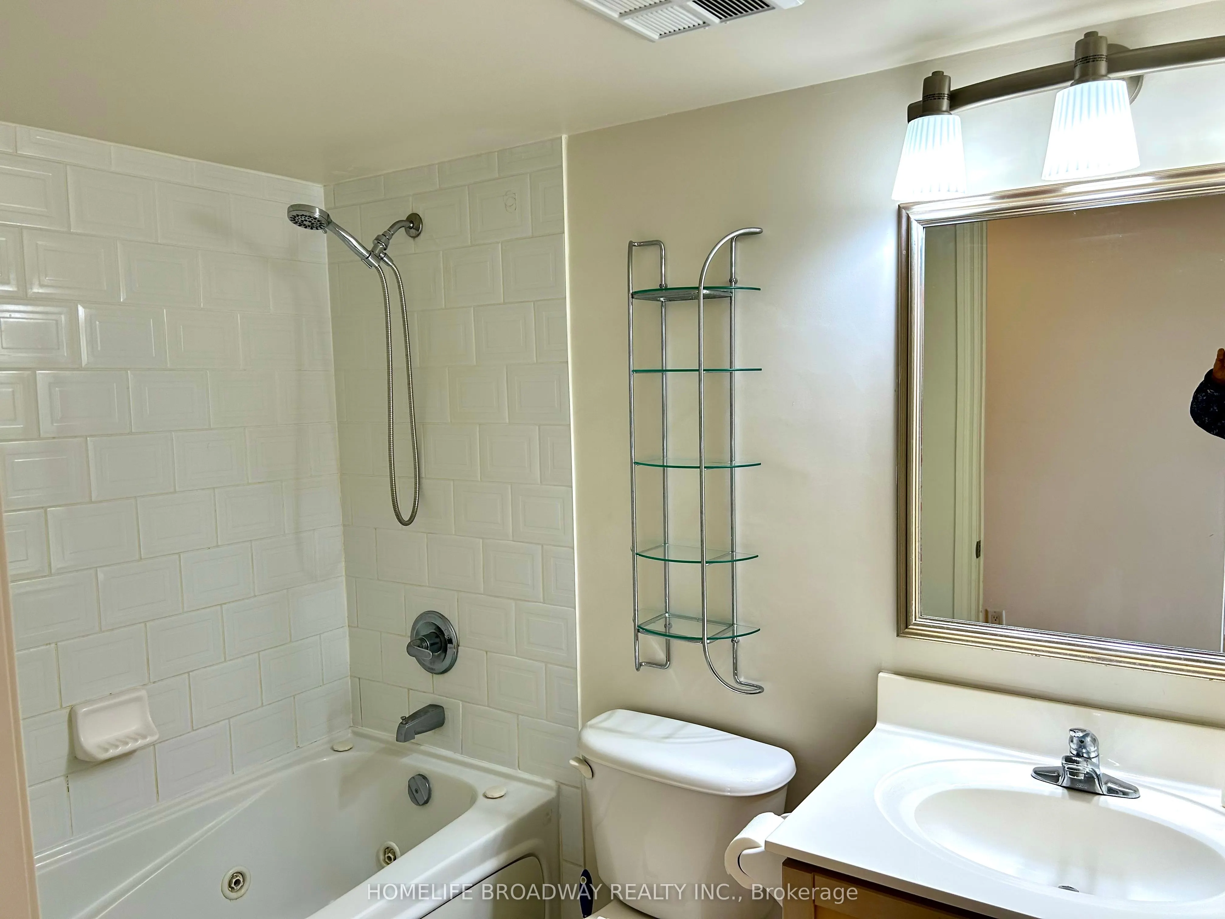 1103 Leslie Street, #1203