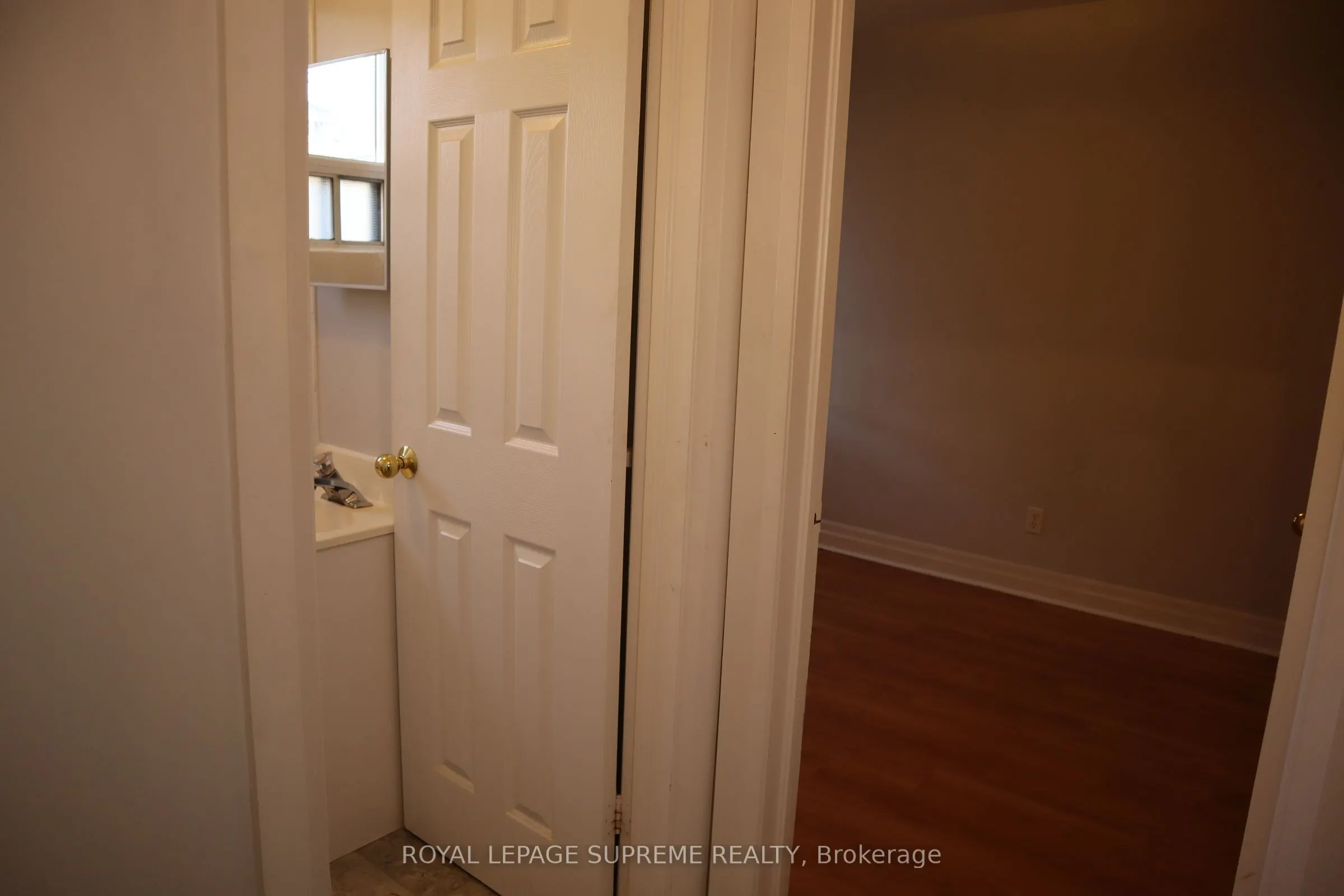 526 Eglinton Avenue W, #2