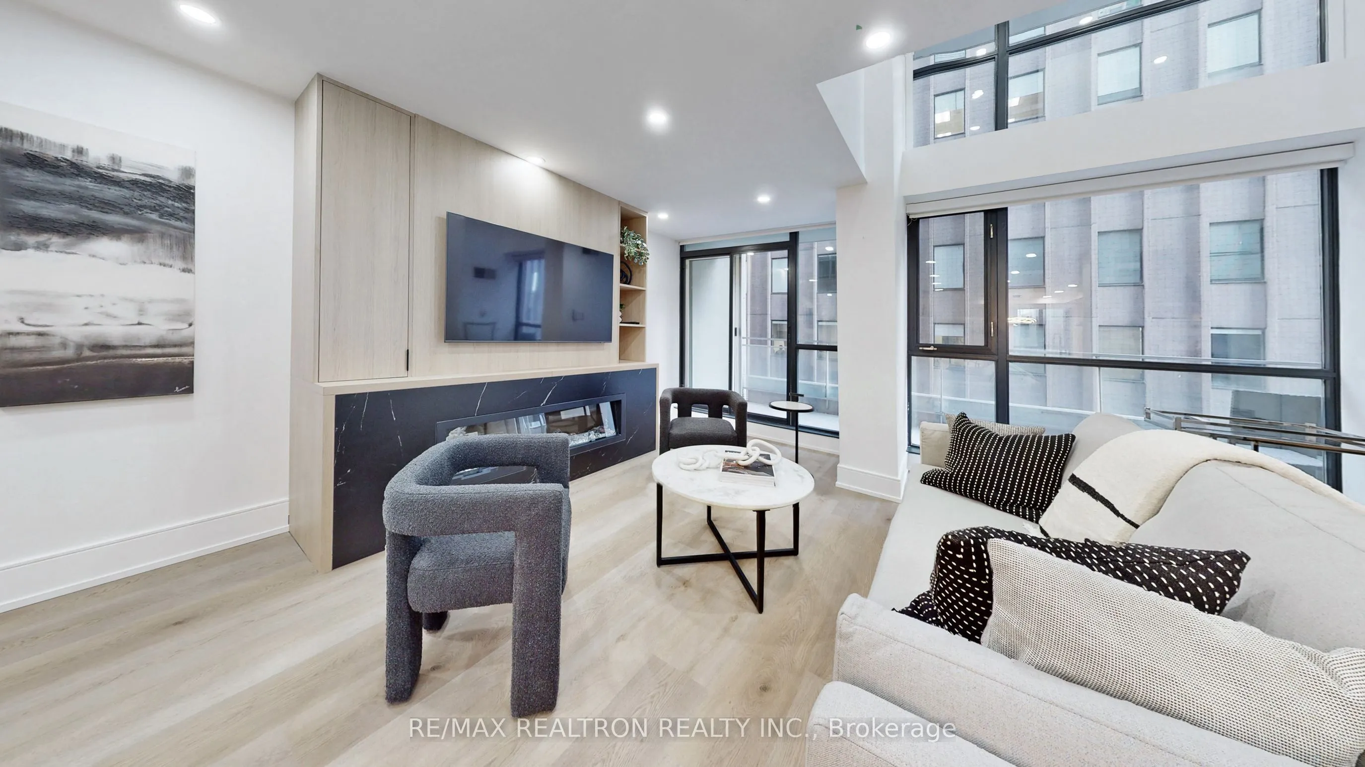 80 Cumberland Street, #504