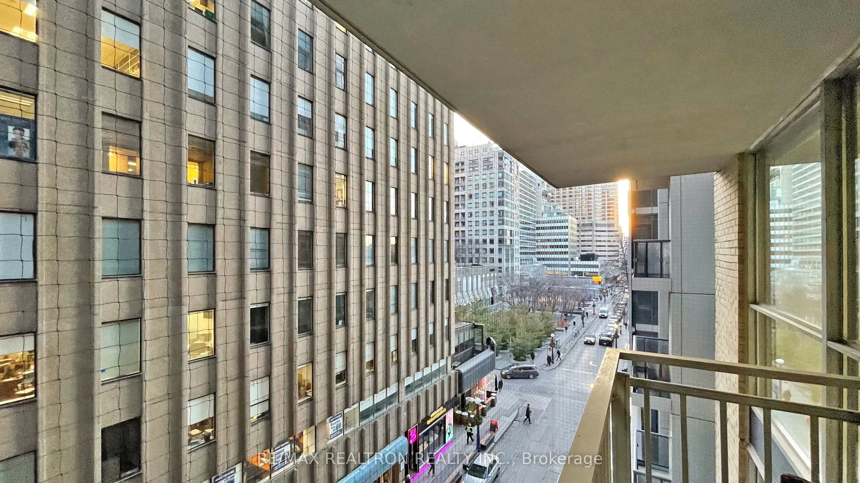 80 Cumberland Street, #504