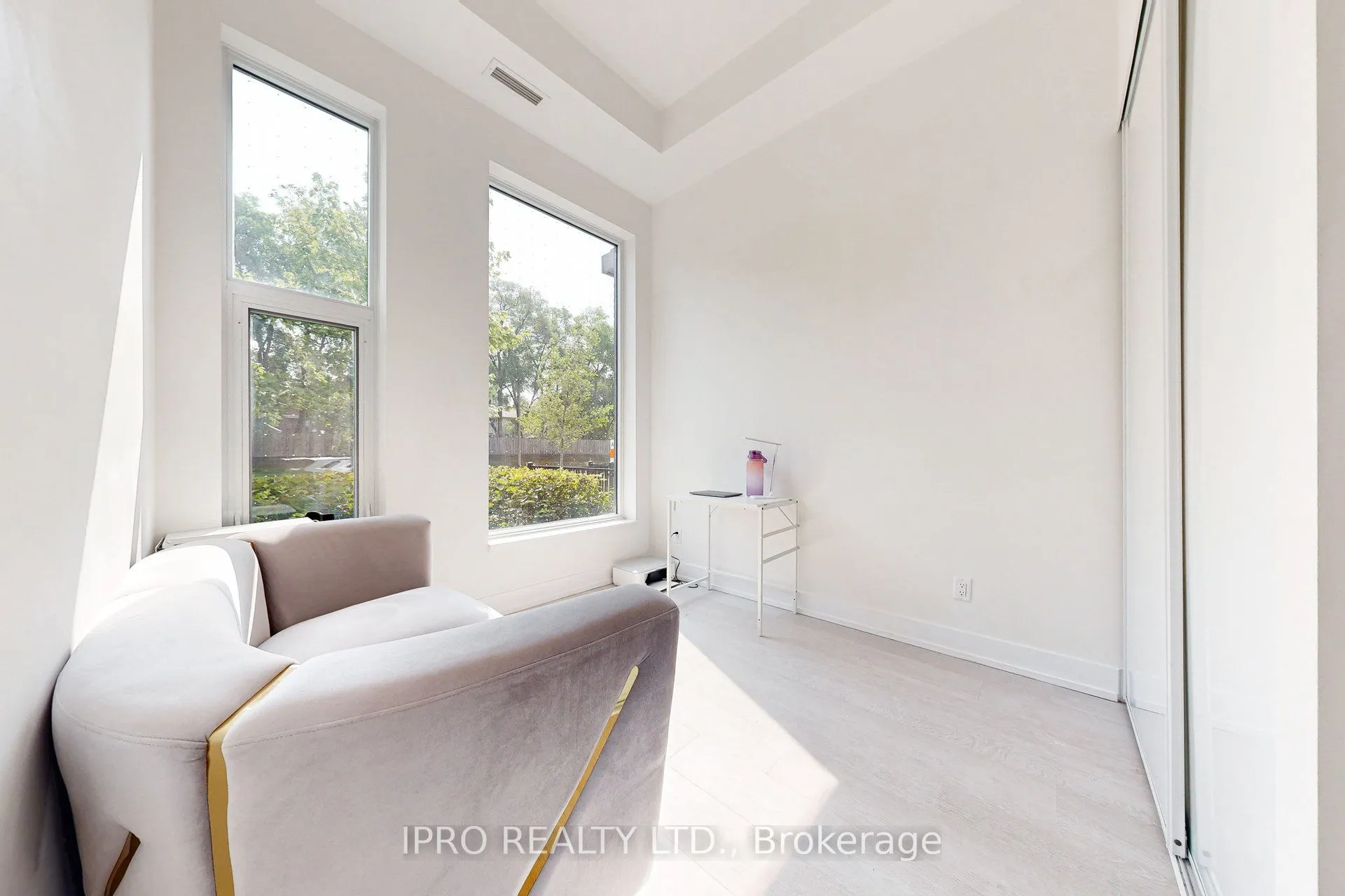 25 Adra Grado Way, #243