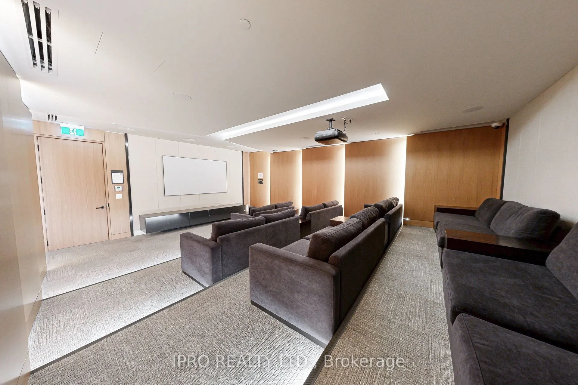 25 Adra Grado Way, #243