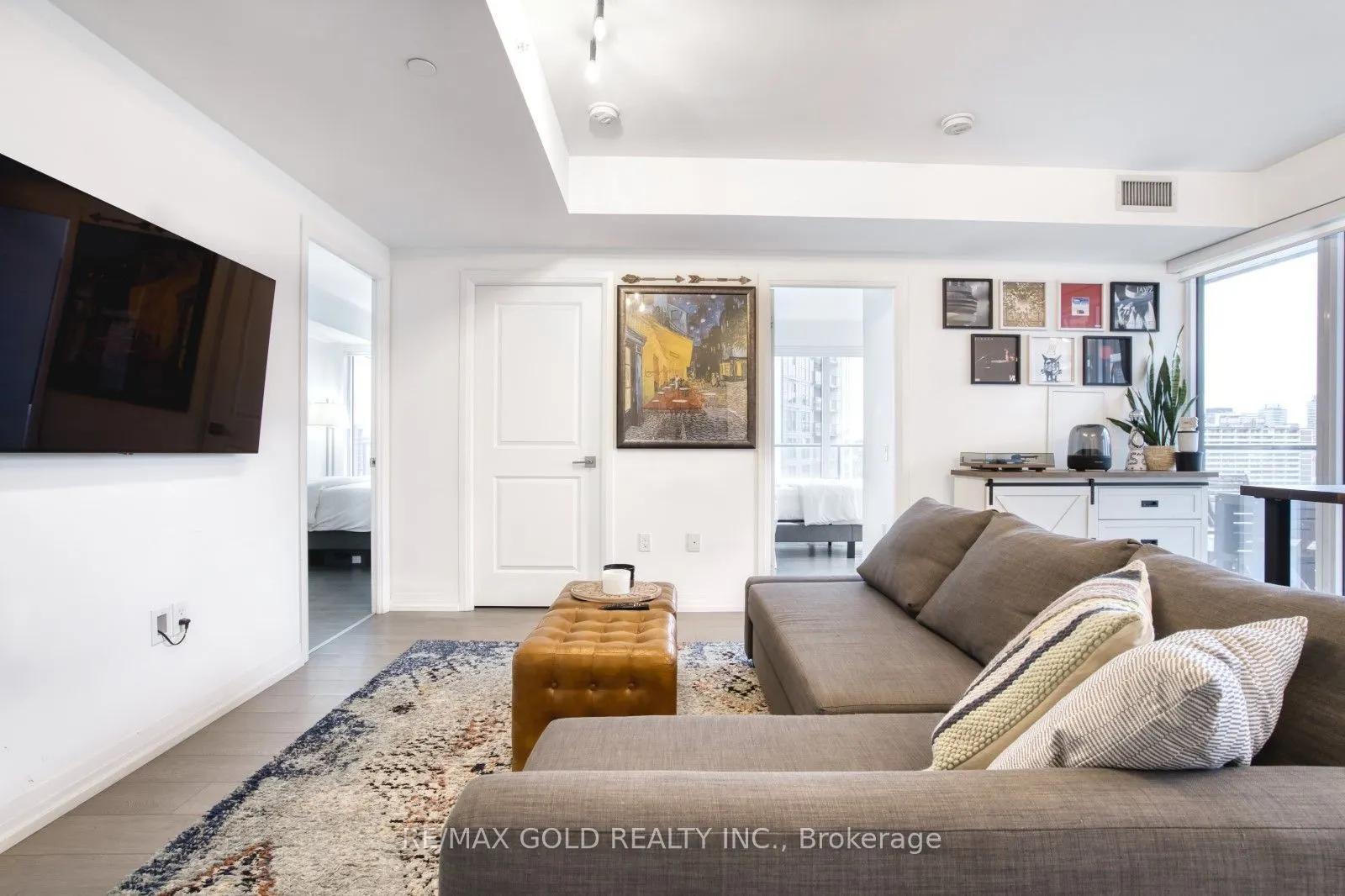 251 Jarvis Street, #1116