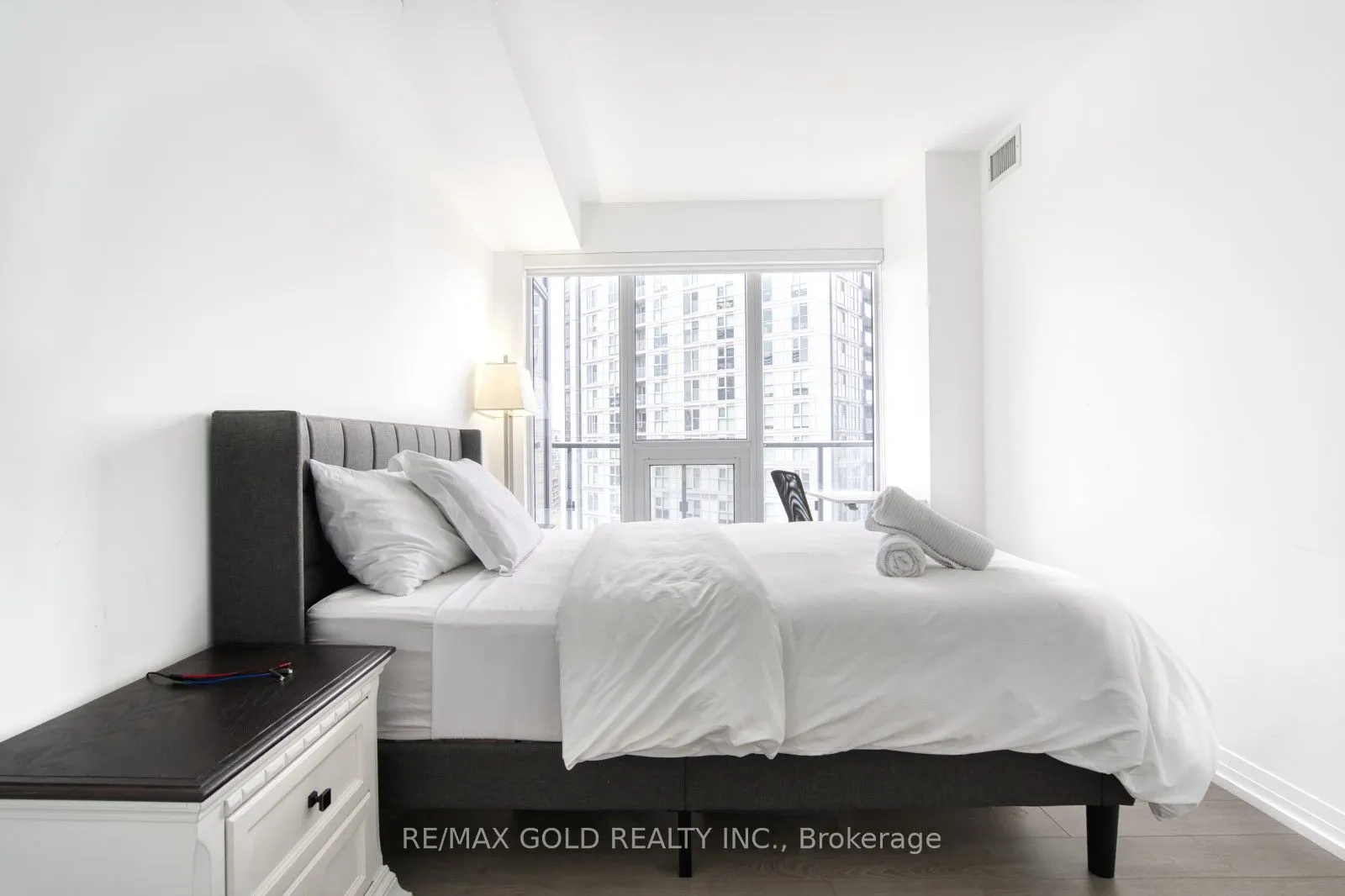 251 Jarvis Street, #1116