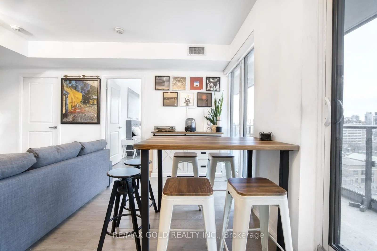 251 Jarvis Street, #1116