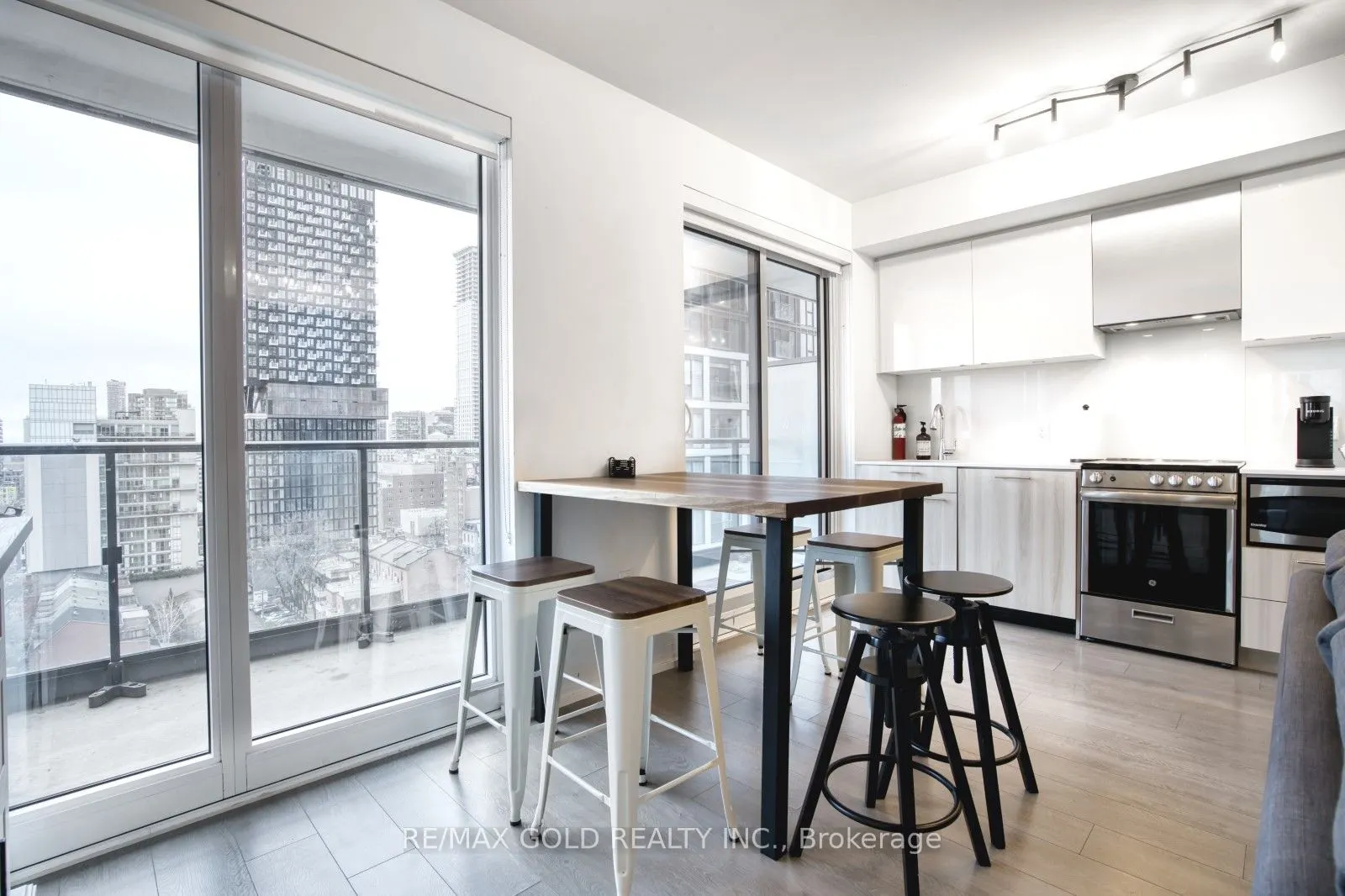 251 Jarvis Street, #1116