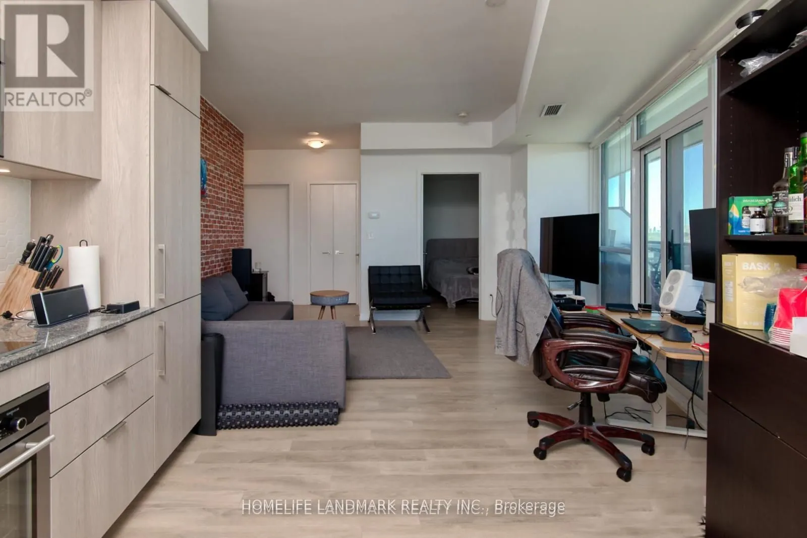 50 Ordnance Street, #2209