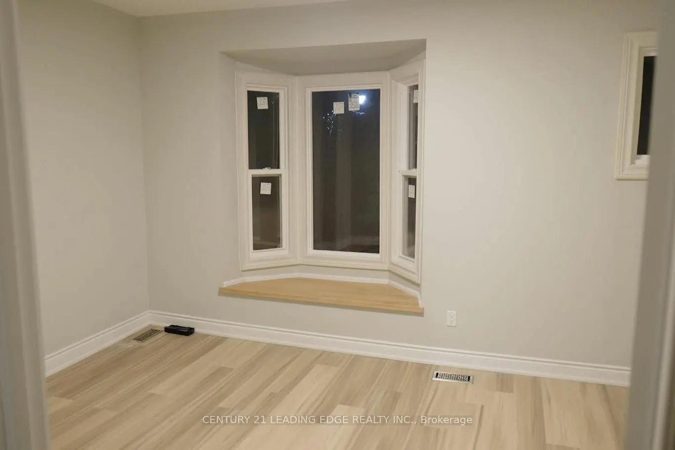 118 Sackville Street, #UPPER