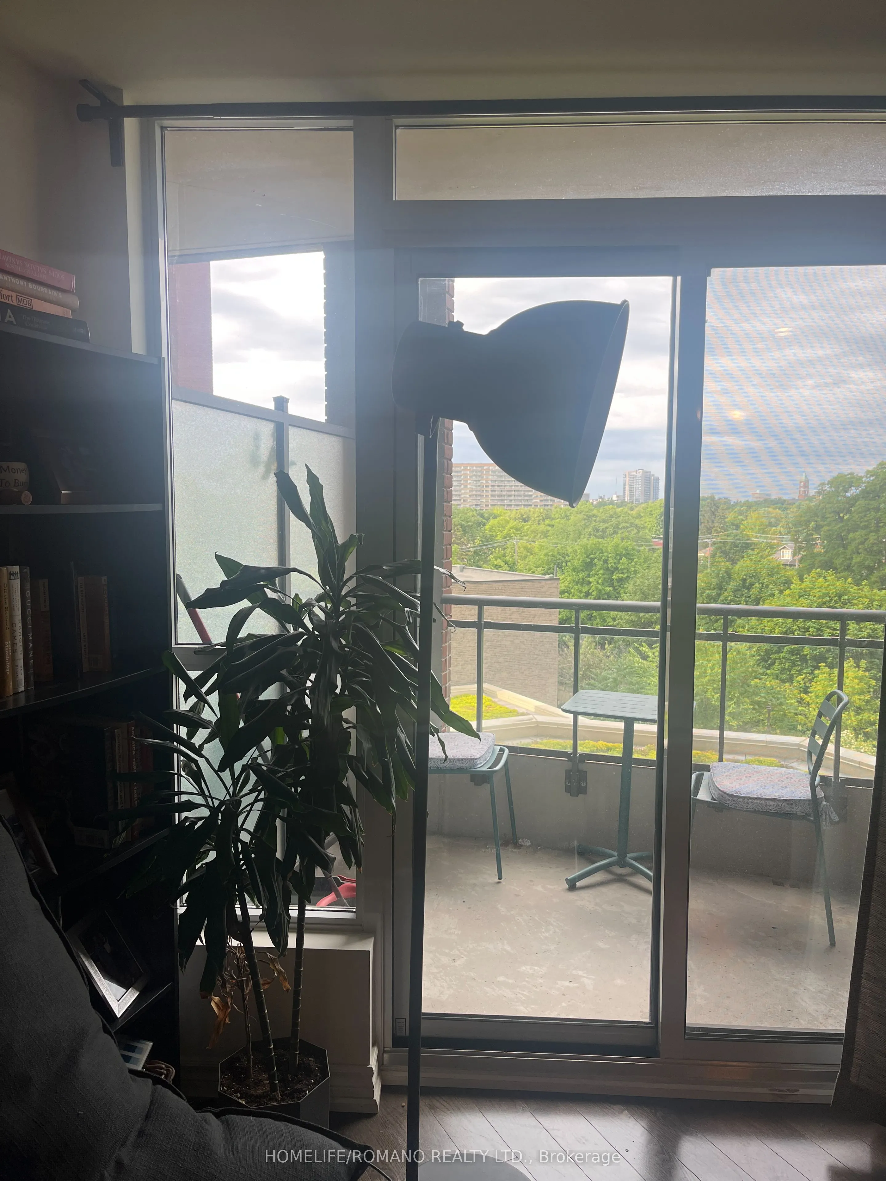 23 Glebe Road W, #426