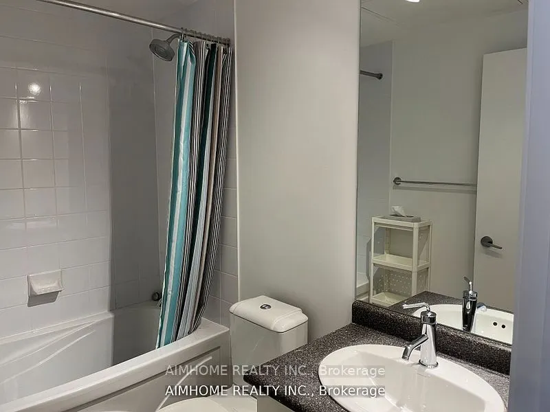 832 Bay Street, #2506