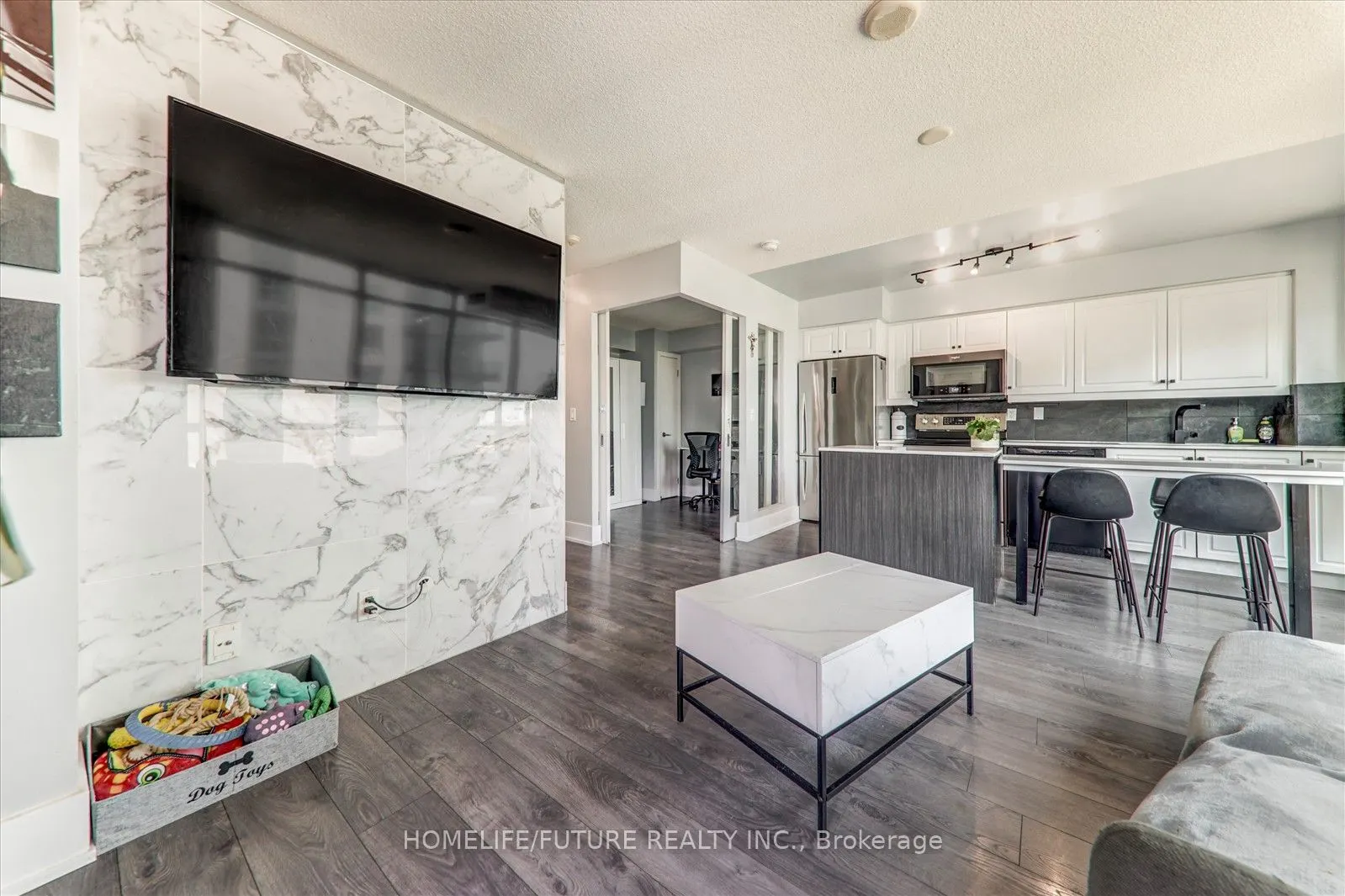 215 Fort York Boulevard, #1011