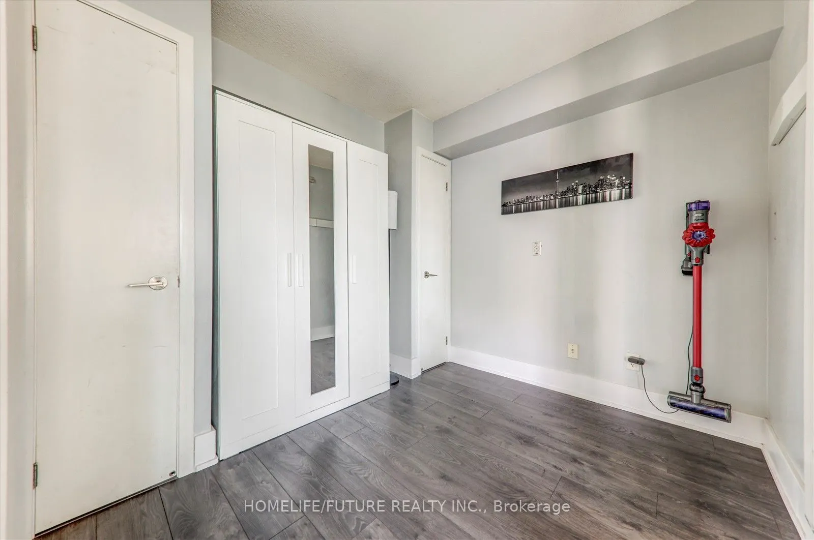 215 Fort York Boulevard, #1011