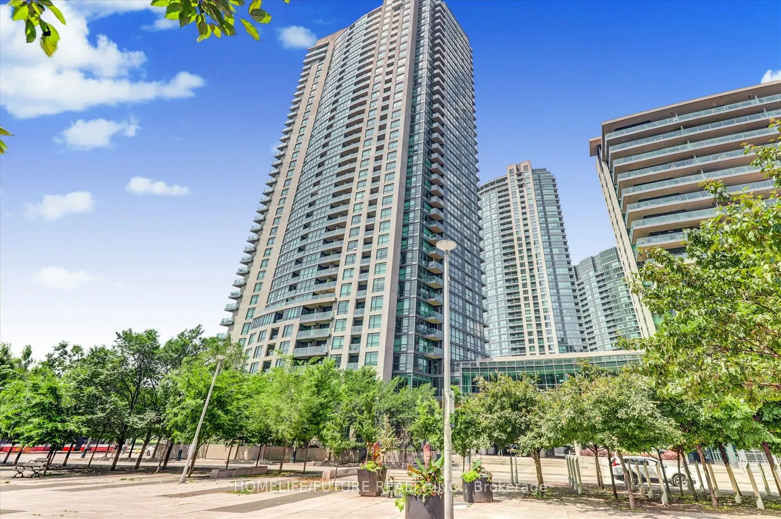 215 Fort York Boulevard, #1011