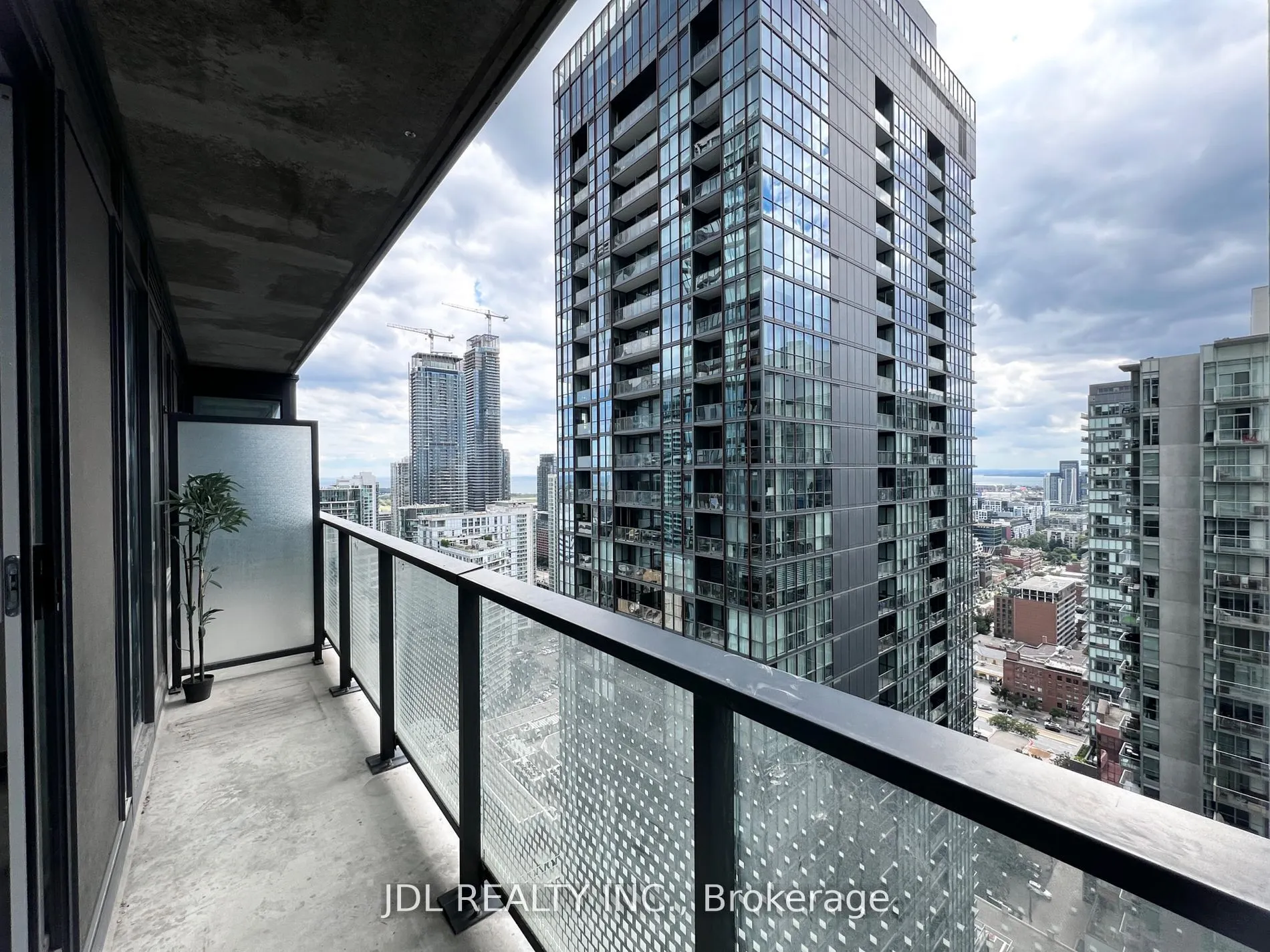 115 Blue Jays Way, #3807