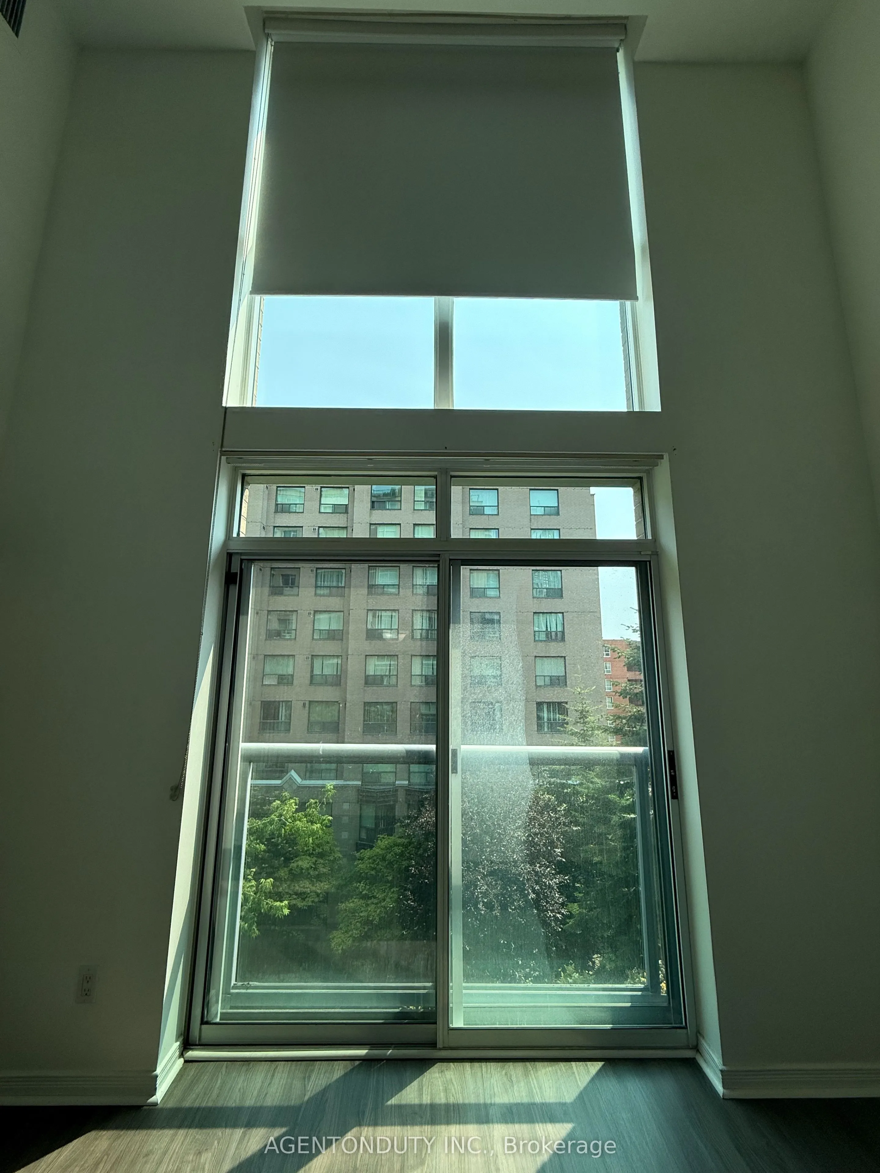 109 Front Street E, #529
