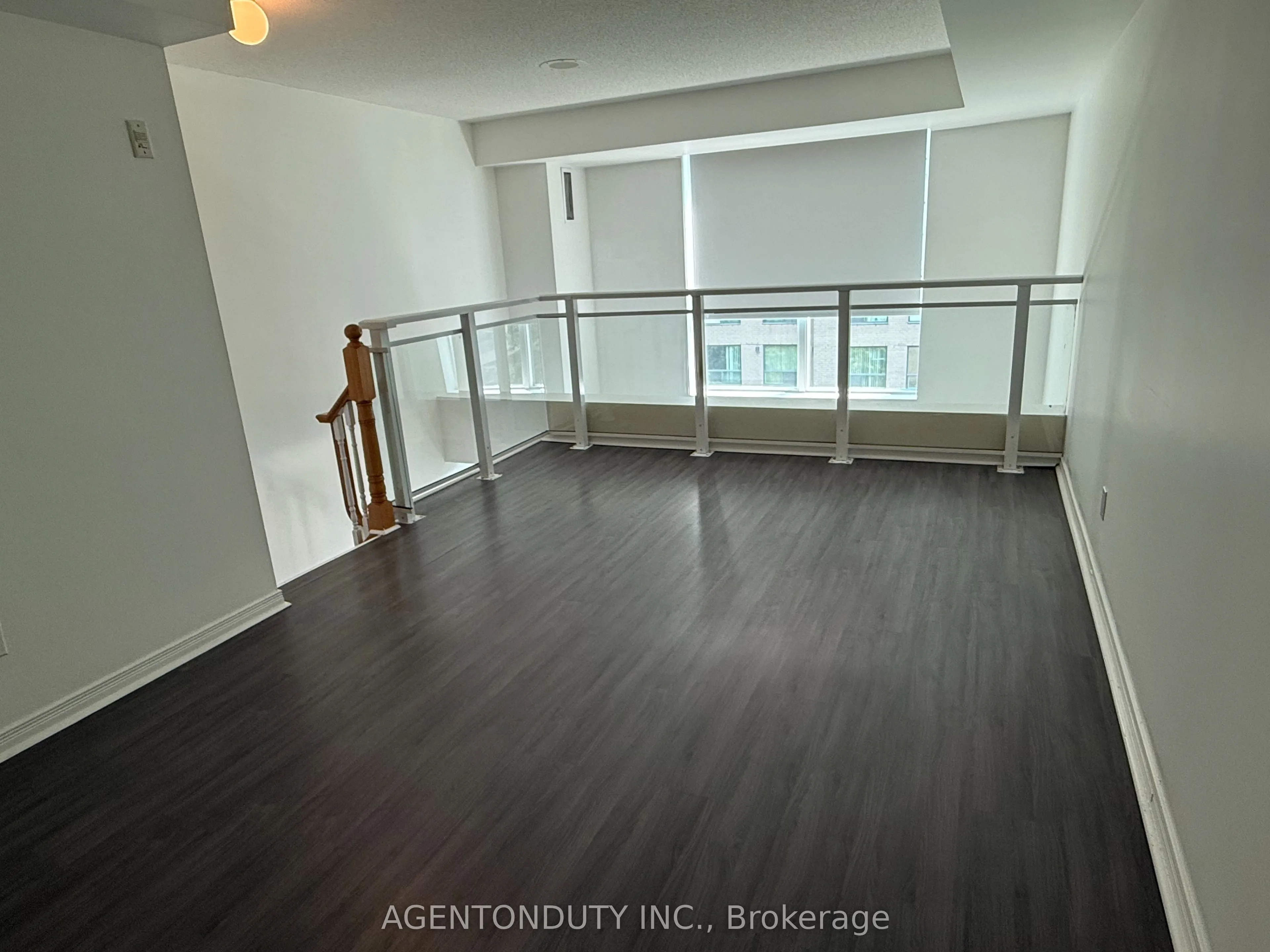 109 Front Street E, #529