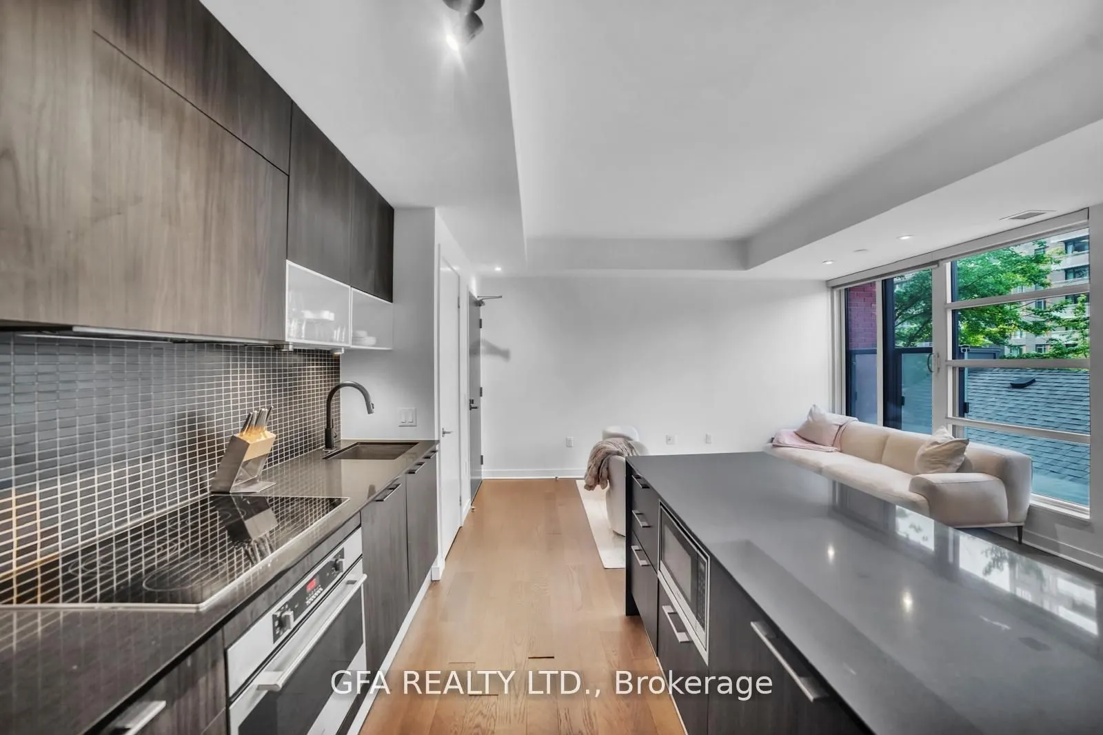501 Adelaide Street W, #310