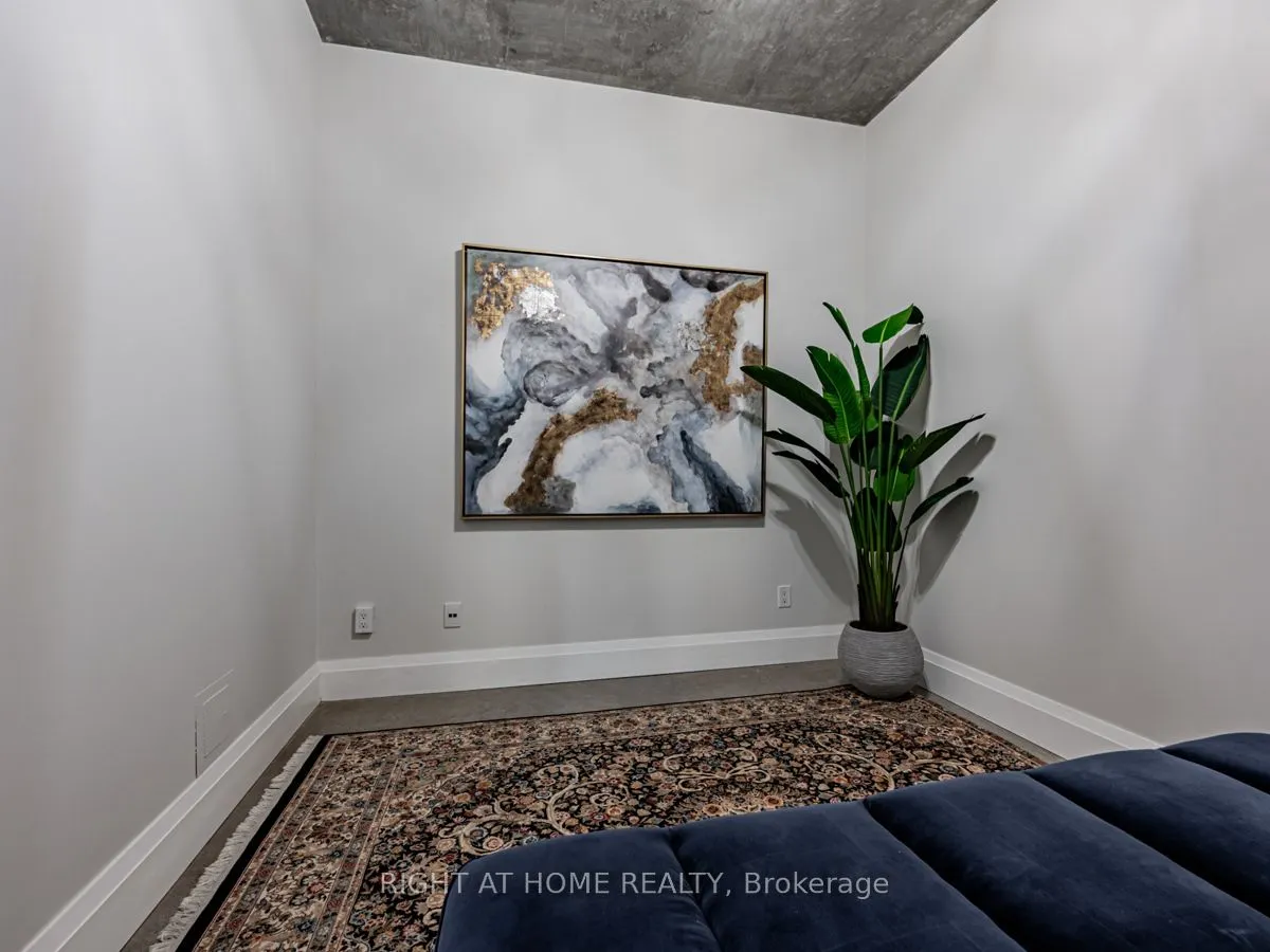 23 Brant Street, #Unit 704