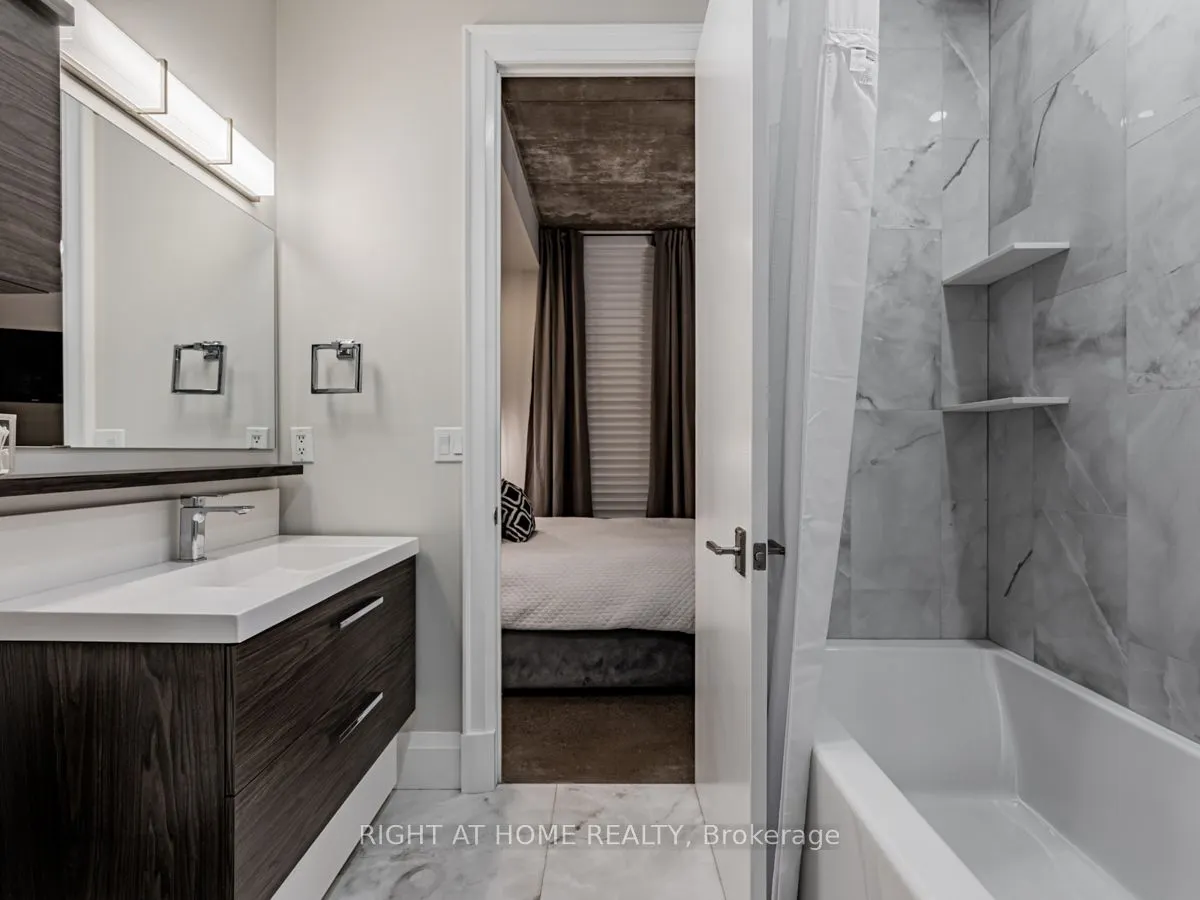 23 Brant Street, #Unit 704