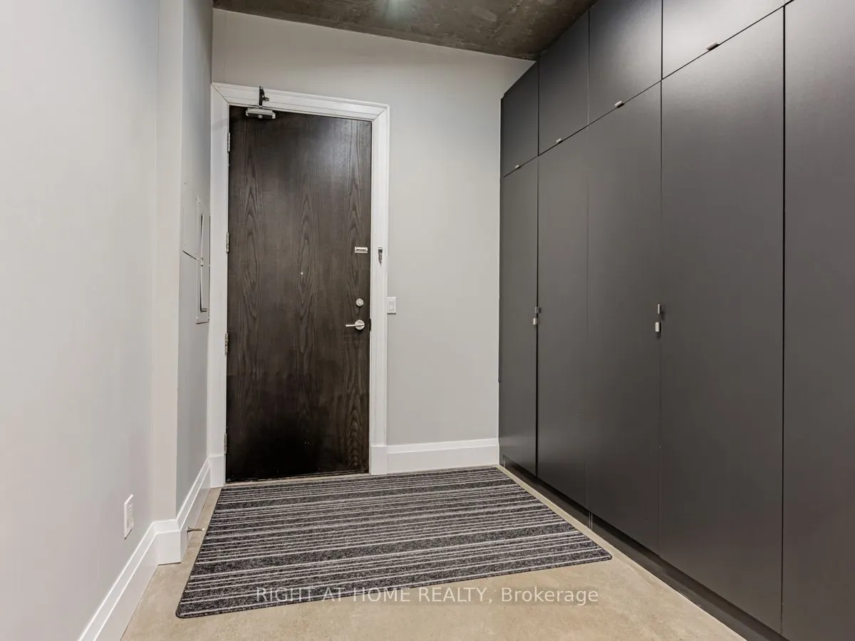 23 Brant Street, #Unit 704