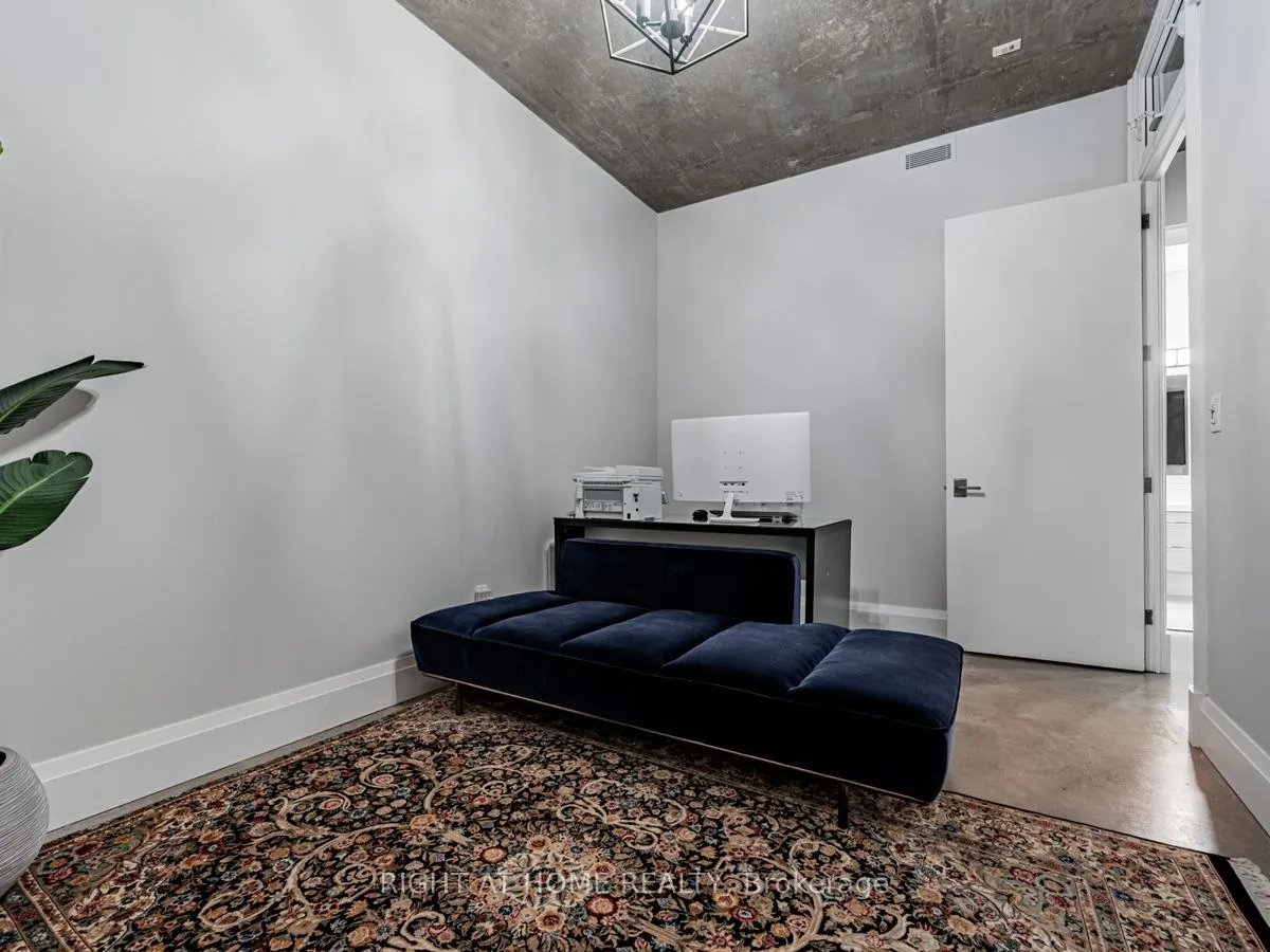 23 Brant Street, #Unit 704