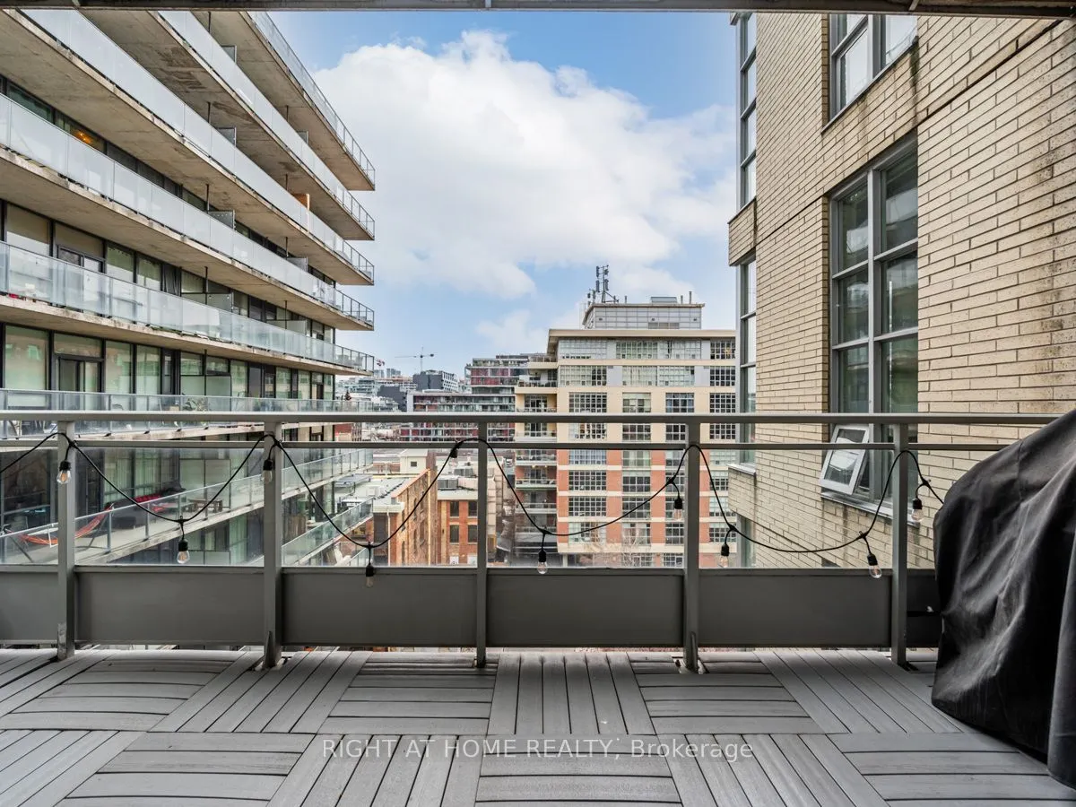 23 Brant Street, #Unit 704