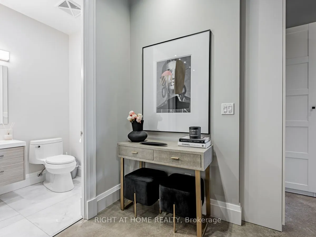 23 Brant Street, #Unit 704
