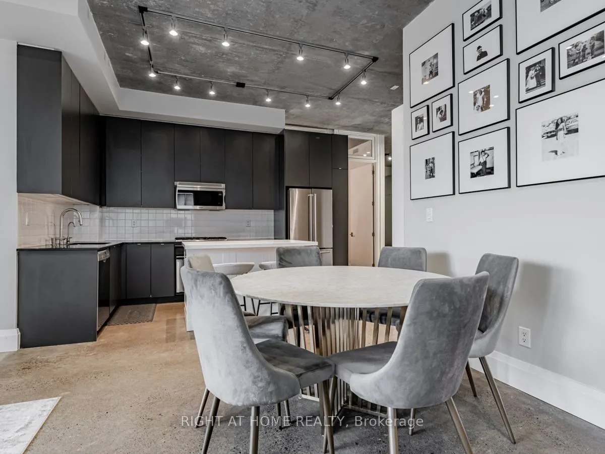 23 Brant Street, #Unit 704