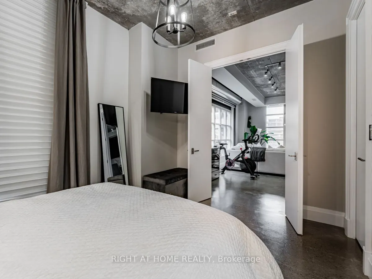 23 Brant Street, #Unit 704