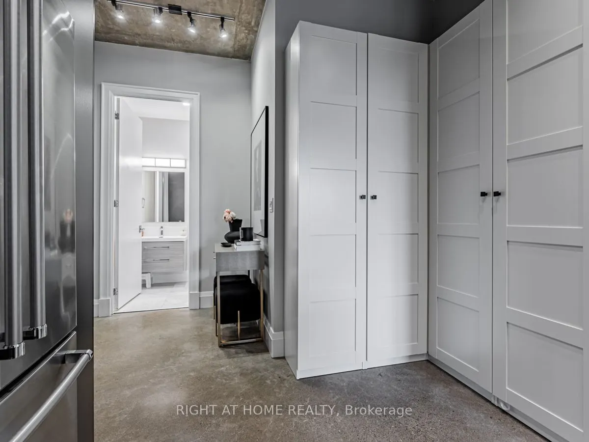 23 Brant Street, #Unit 704