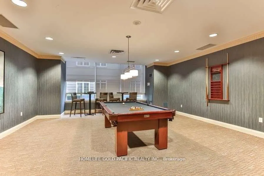 2 Rean Drive, #909