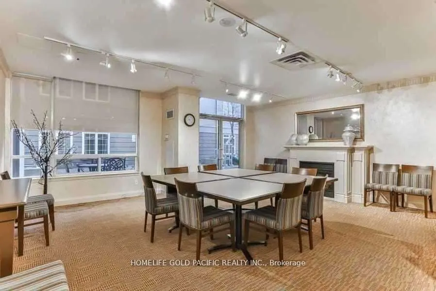 2 Rean Drive, #909
