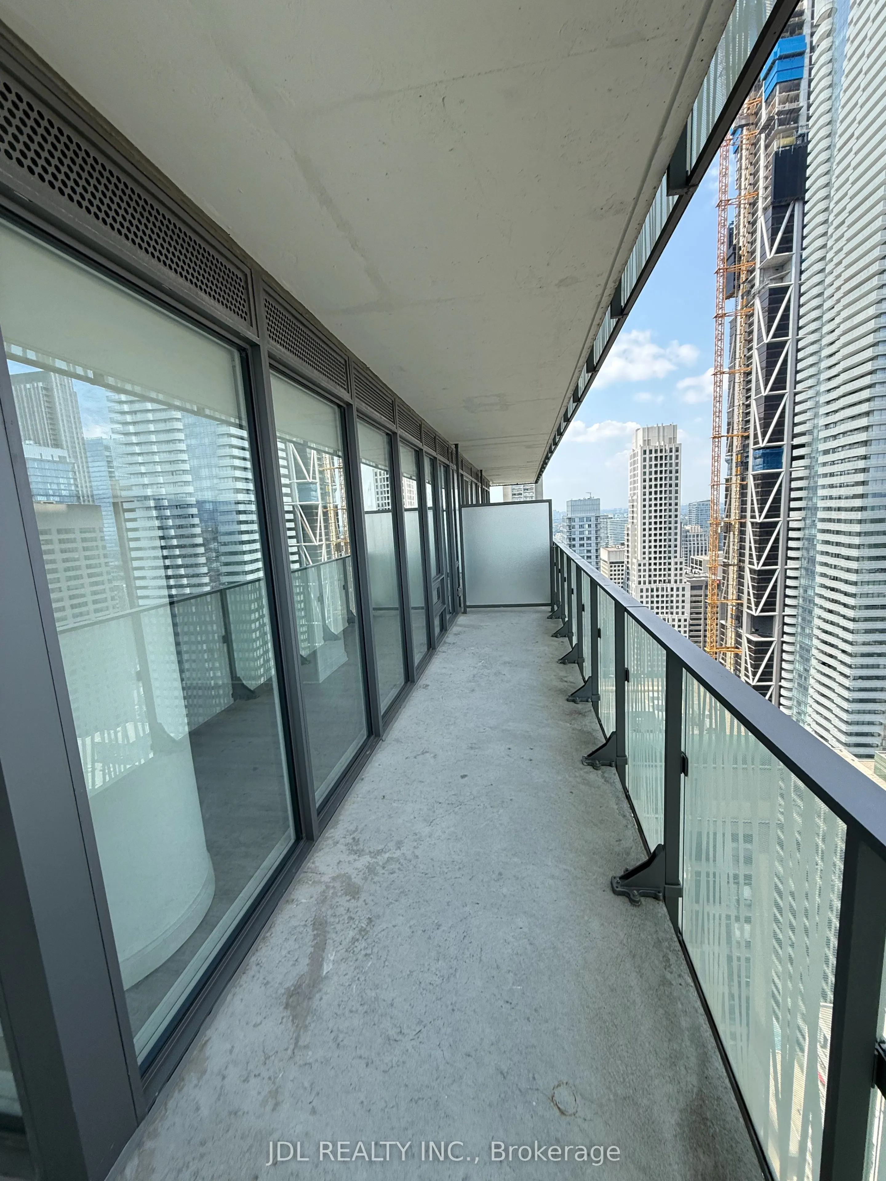 42 Charles Street, #4008