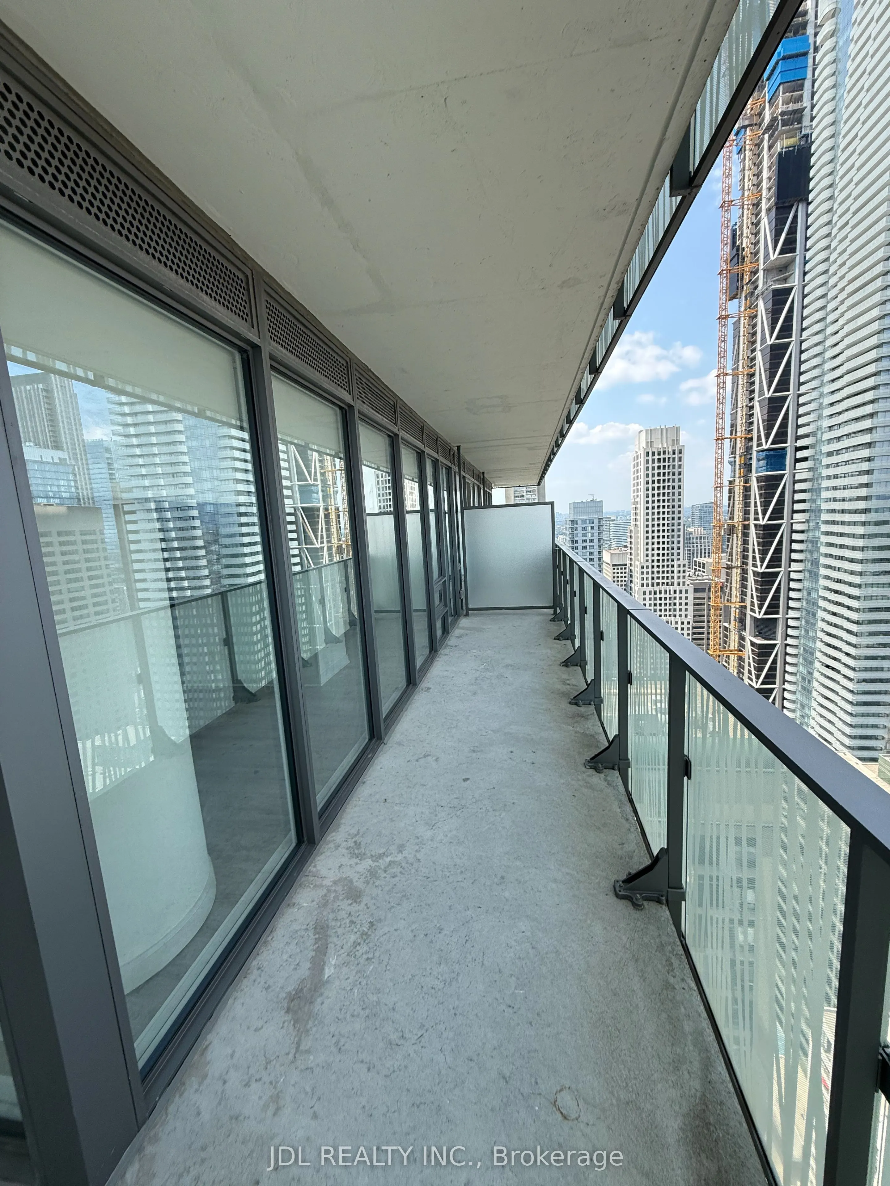 42 Charles Street, #4008