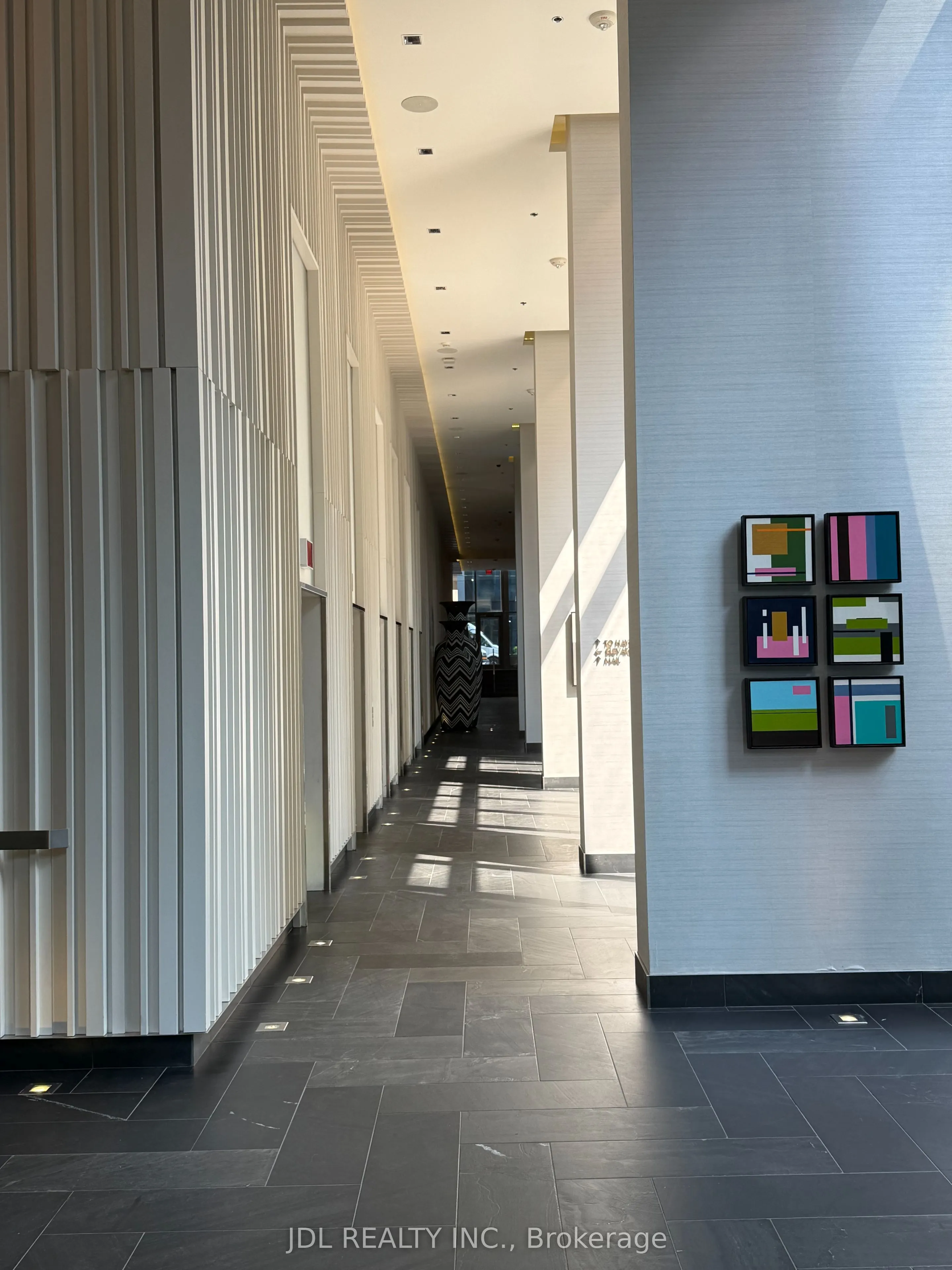 42 Charles Street, #4008