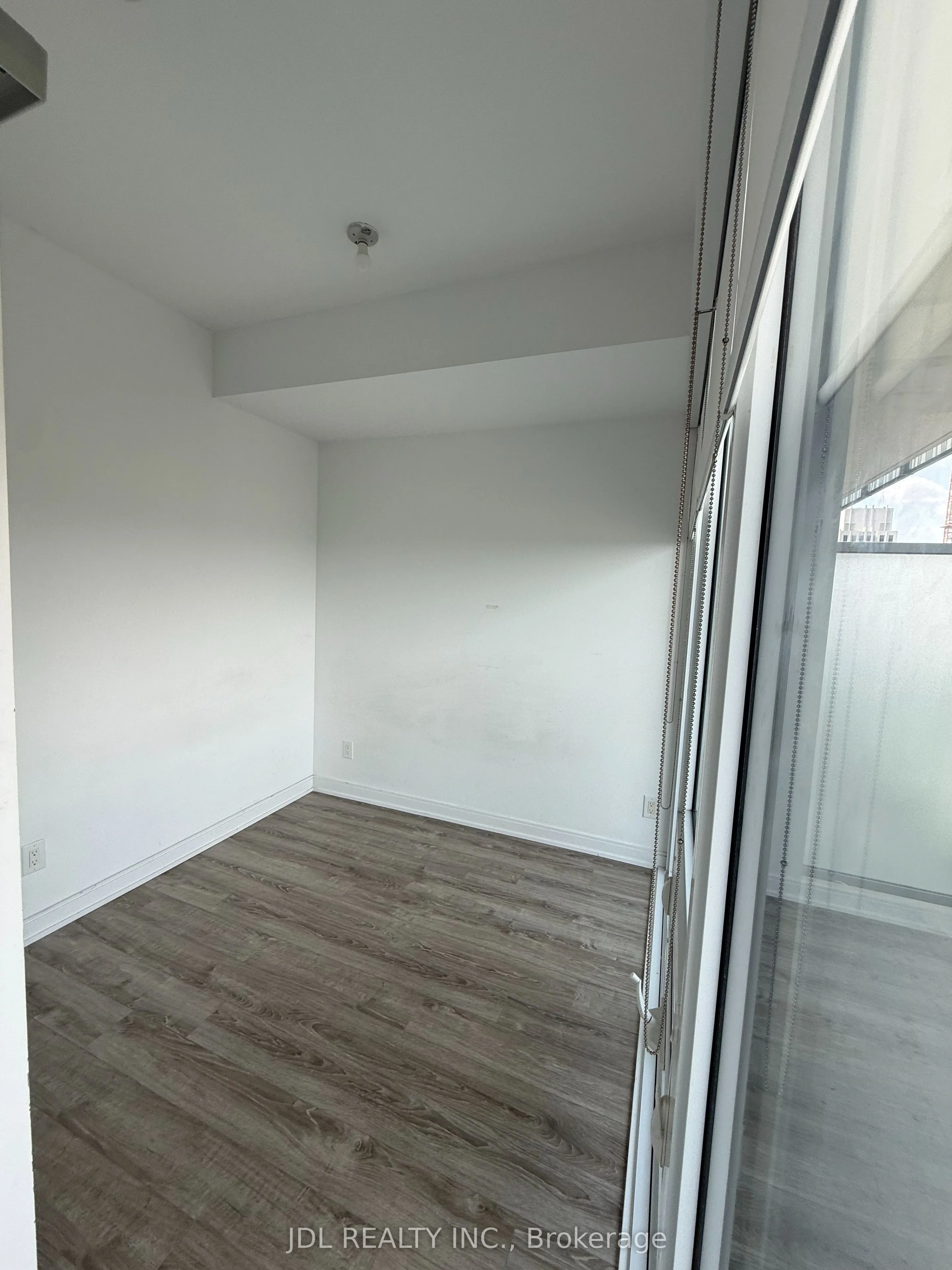42 Charles Street, #4008