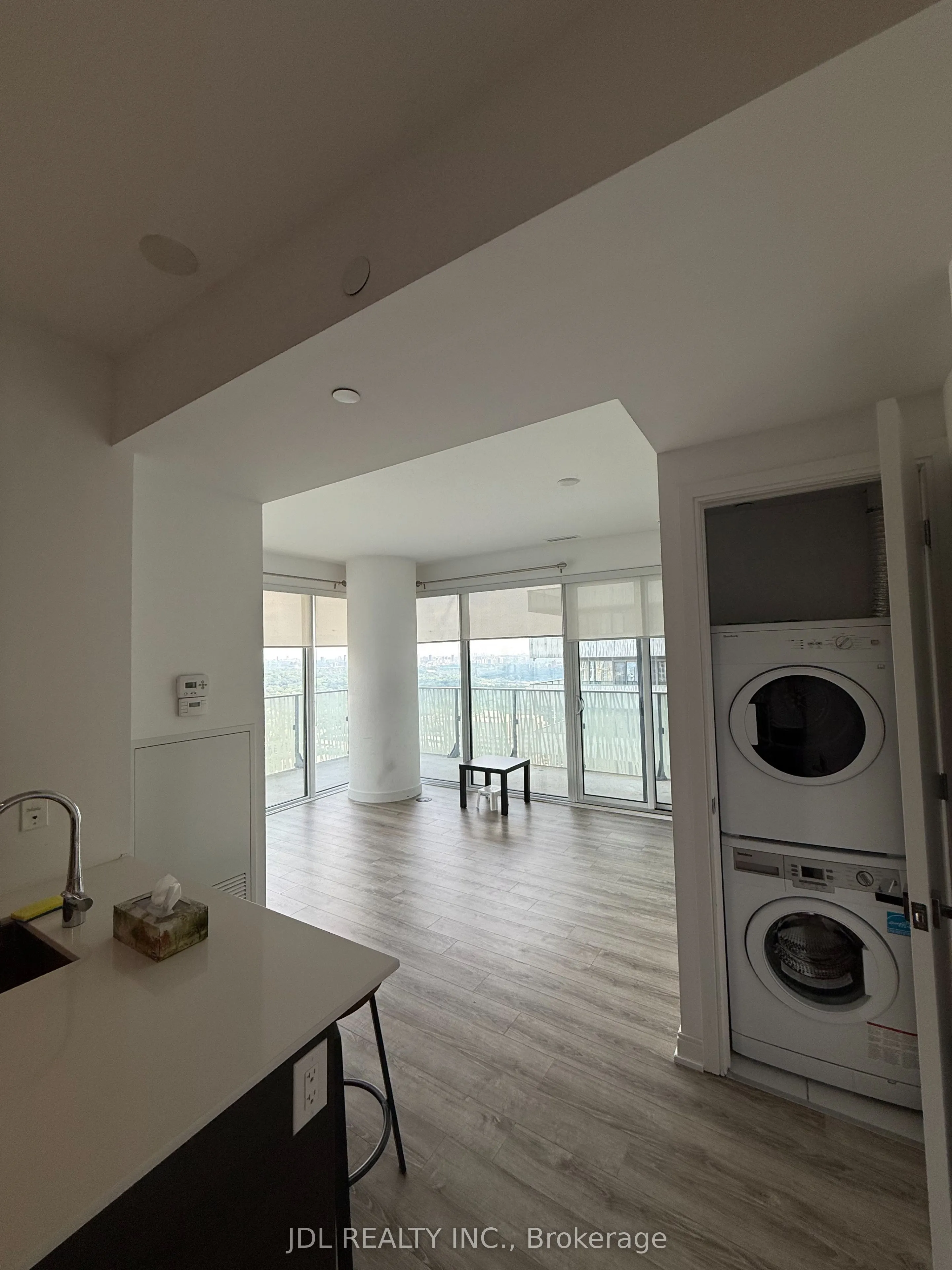 42 Charles Street, #4008