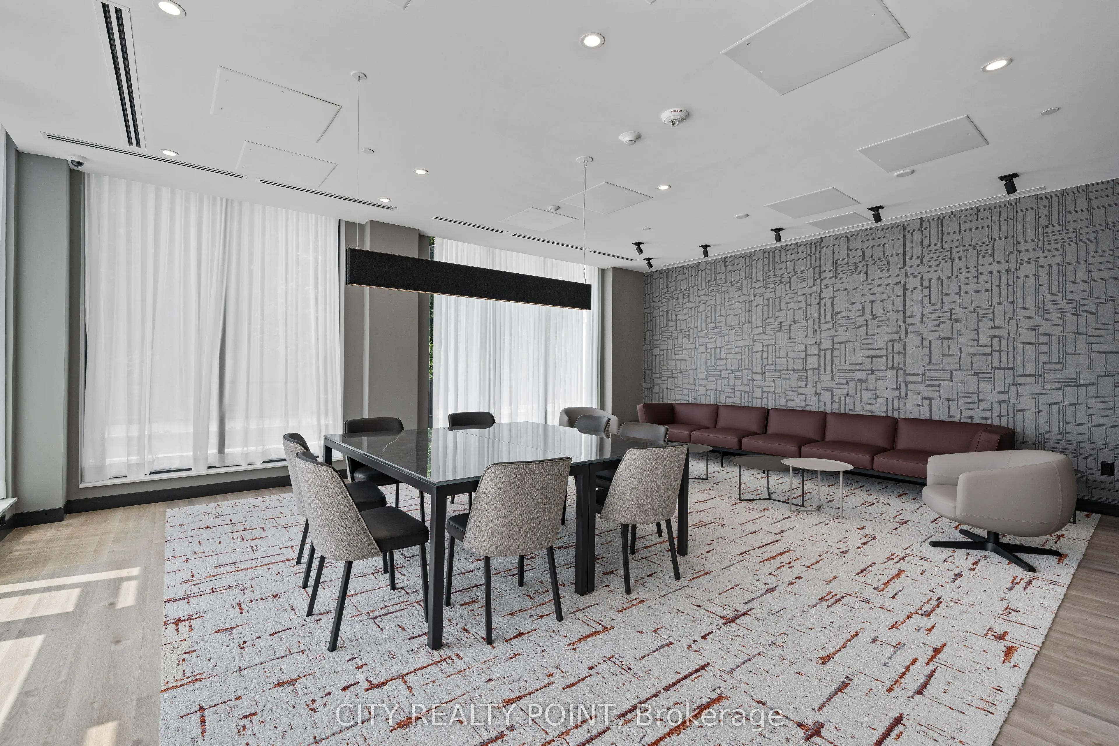 664 Spadina Avenue, #601