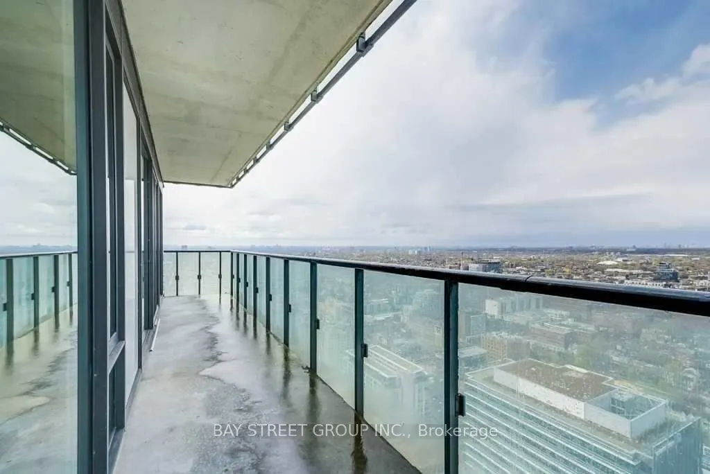 101 Peter Street, #2311