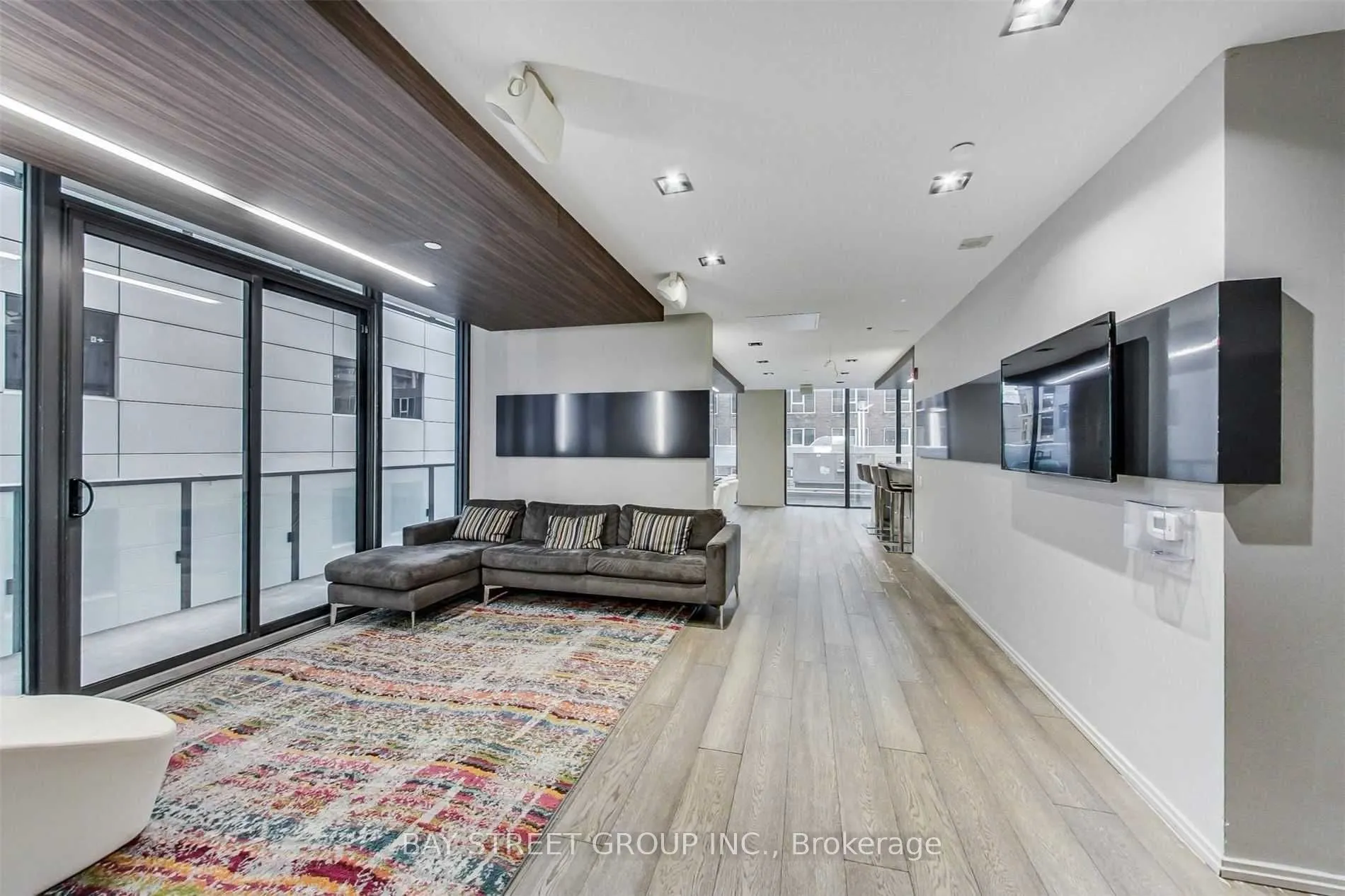 101 Peter Street, #2311