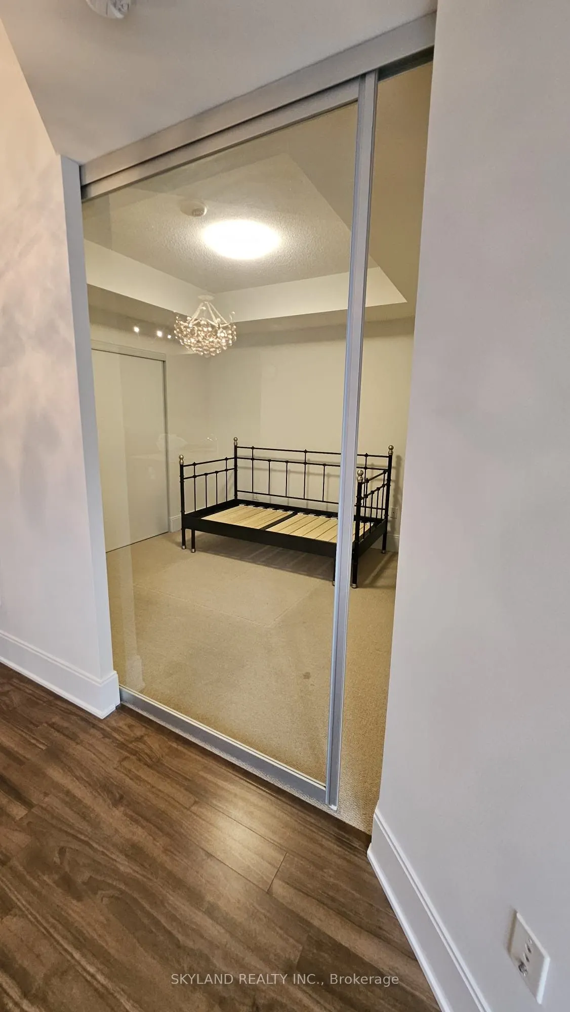 560 FRONT Street, #315