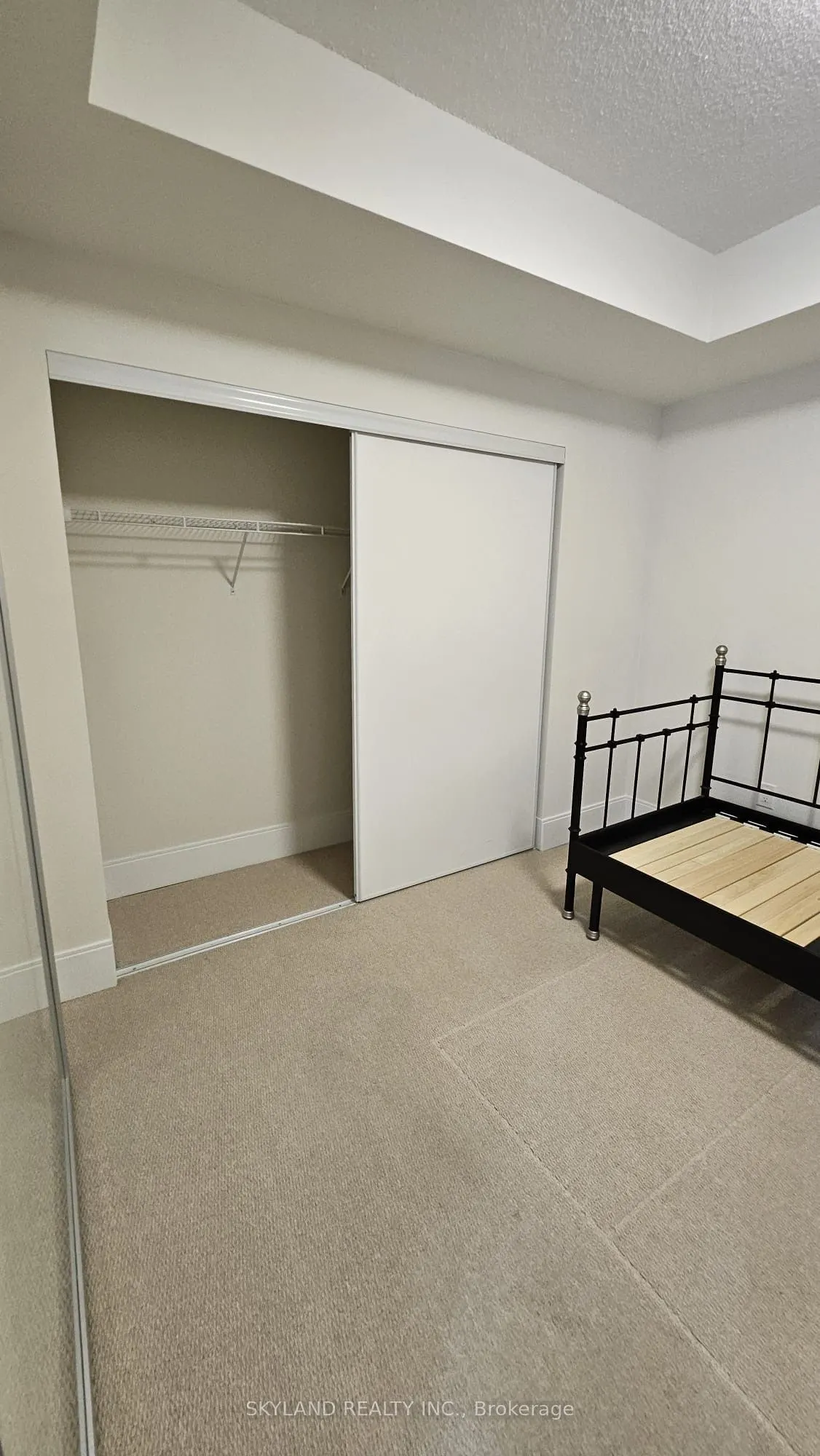560 FRONT Street, #315